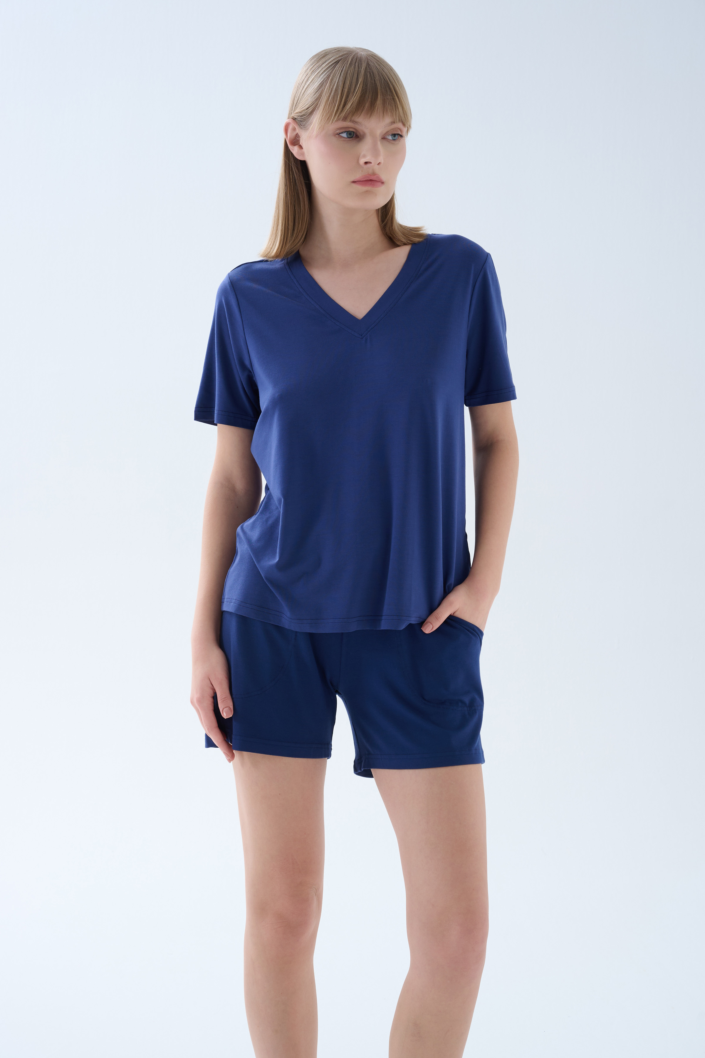 Kadın Modal Kısa Kollu V Yaka T-shirt