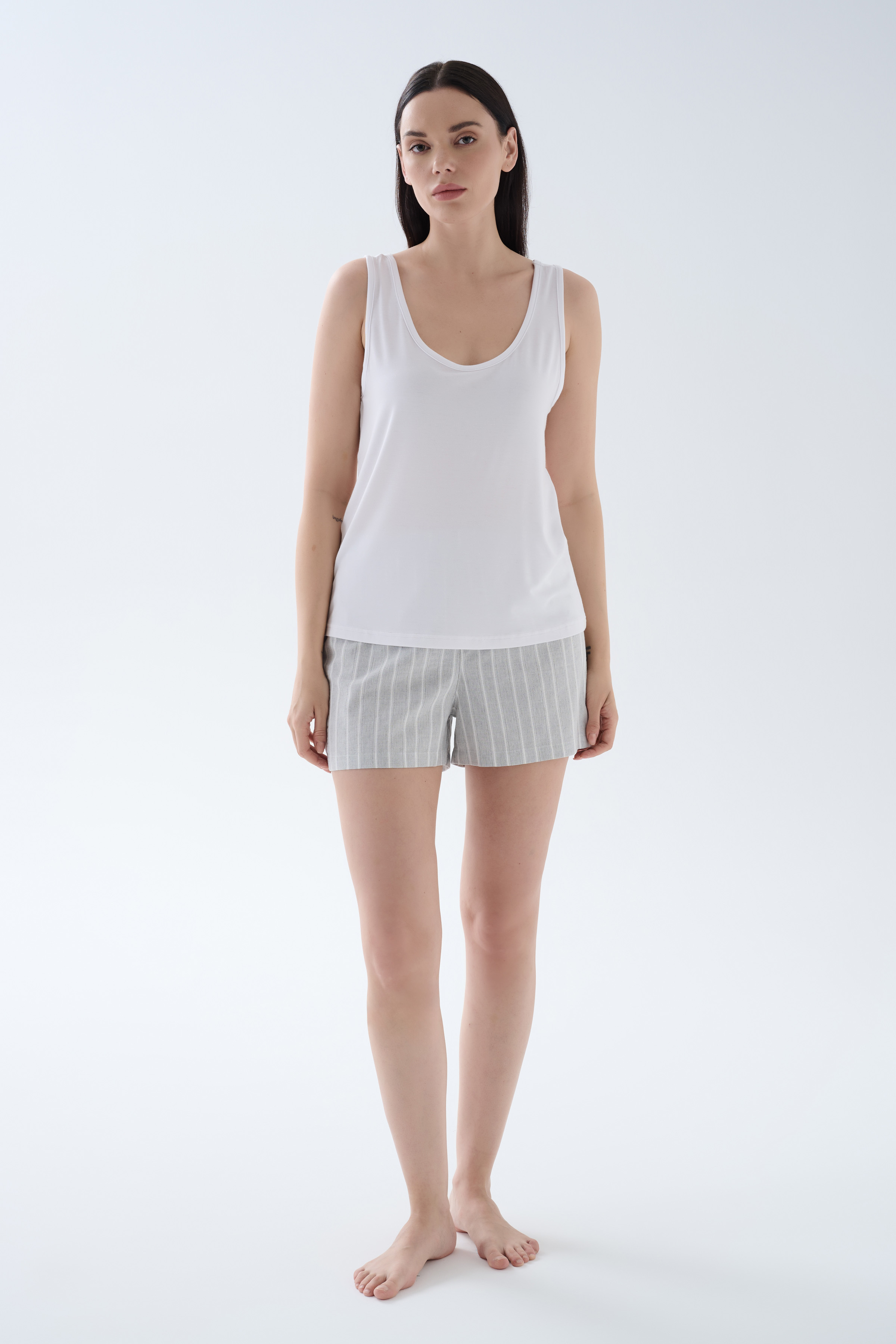 Kadın Çizgili Dokuma Şort