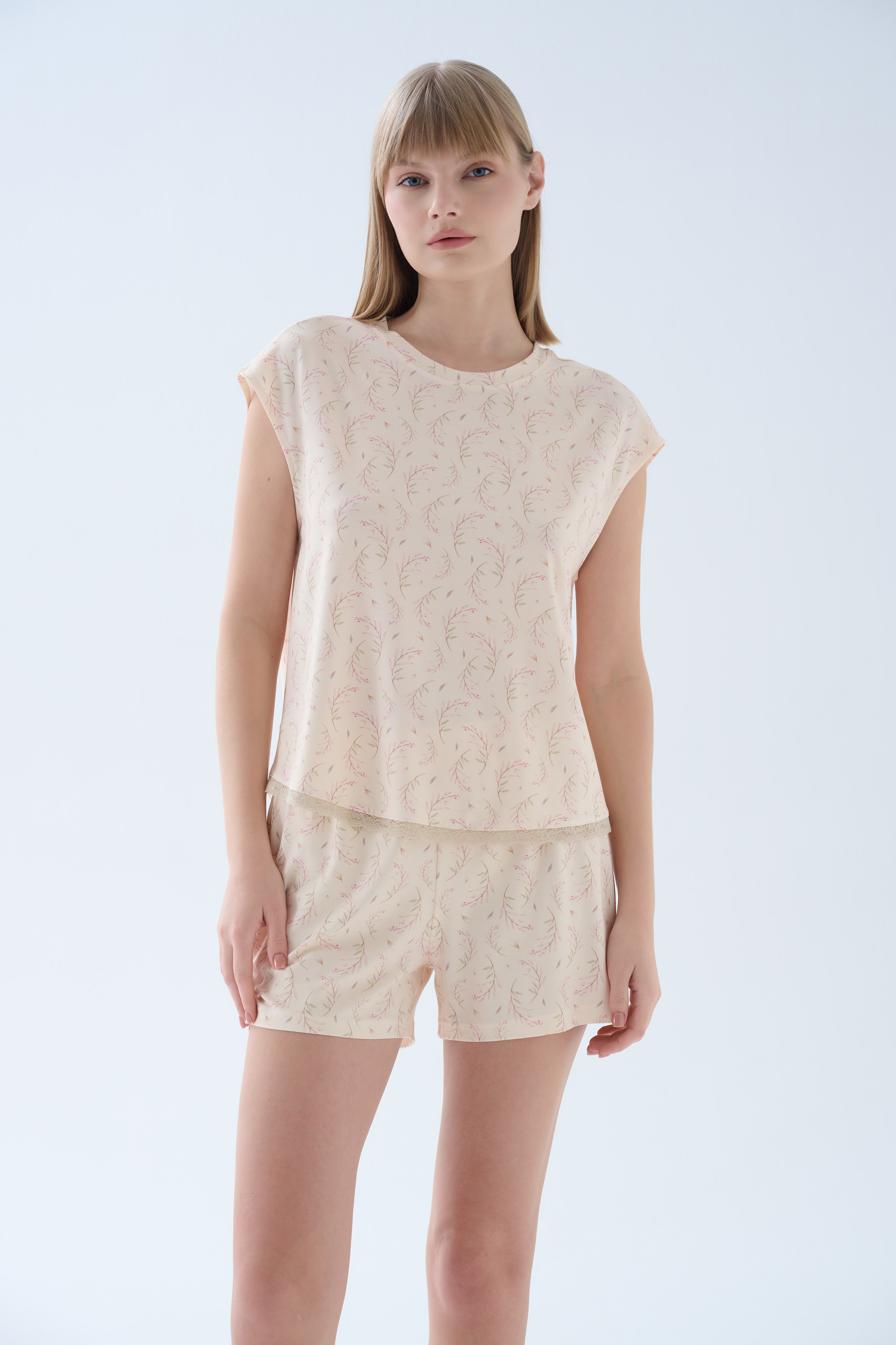 Kadın Viskoz Kolsuz Dantel Detaylı Pijama Üstü