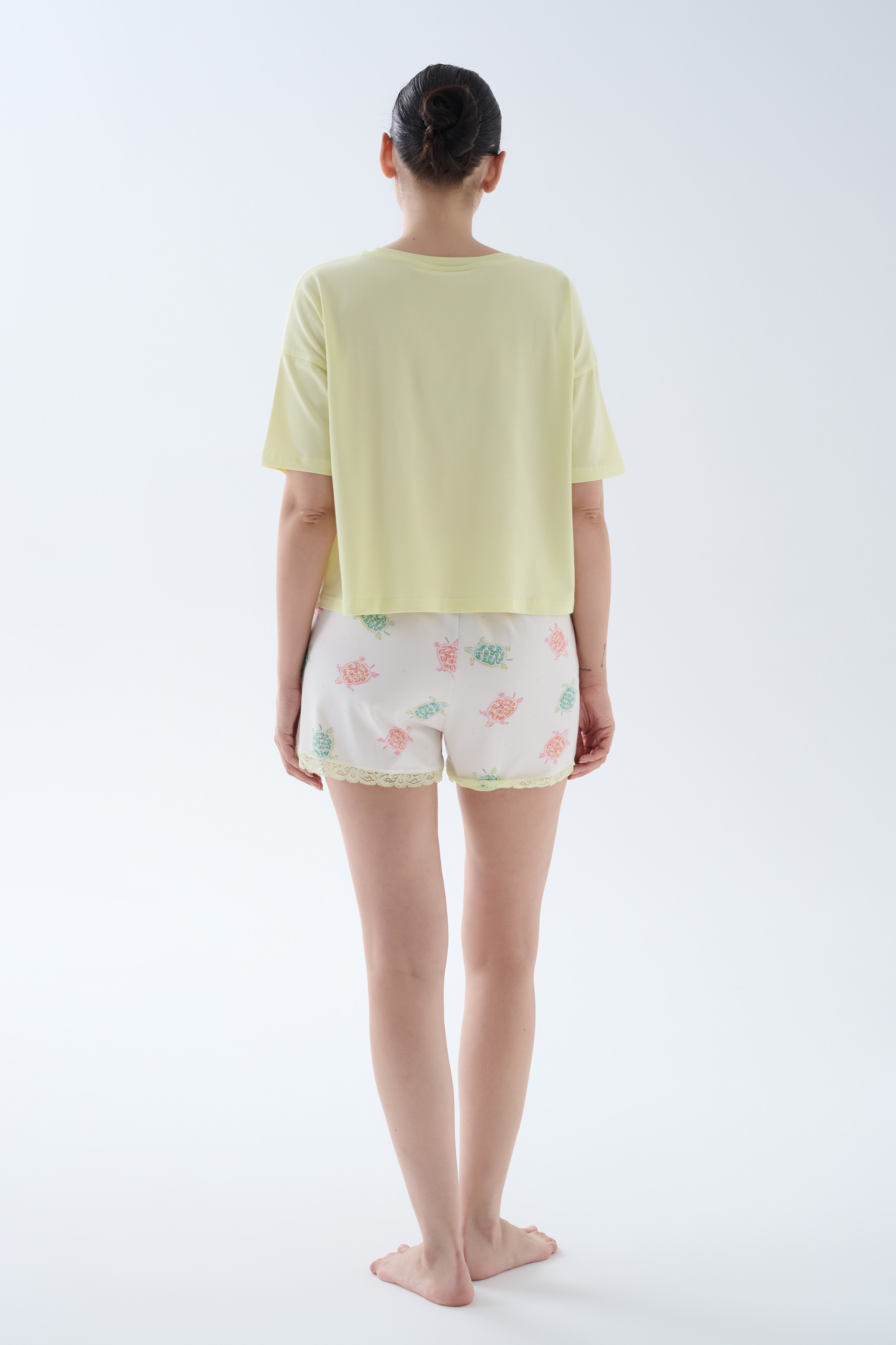 Kadın Pamuklu Kısa Kollu Pijama Üstü