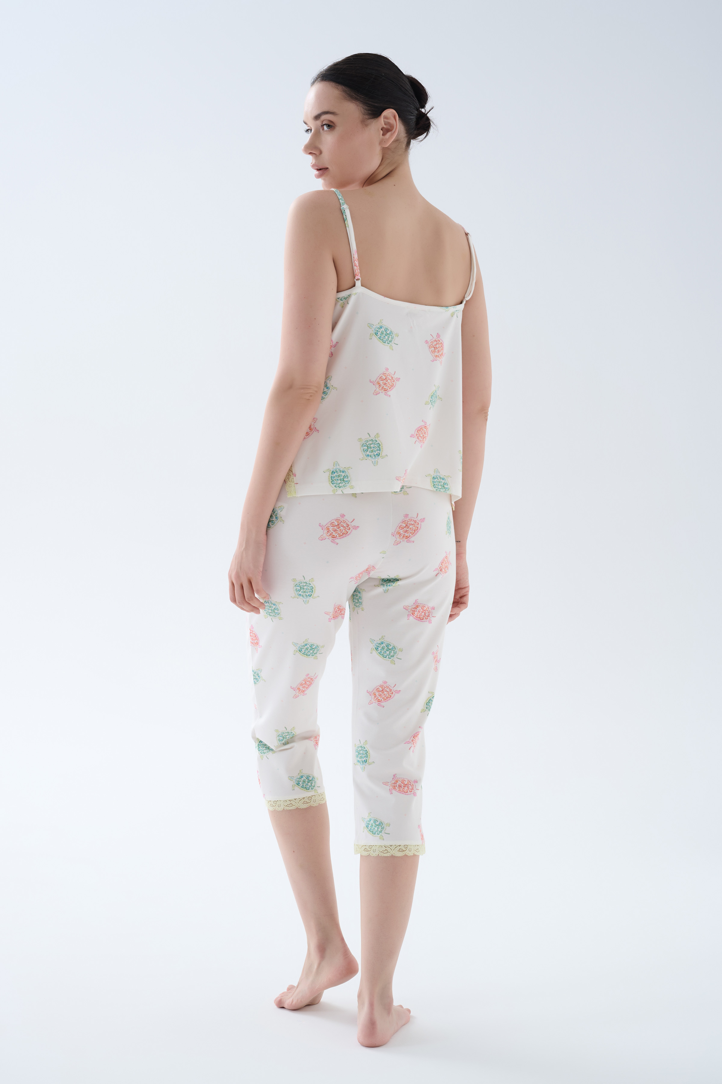 Kadın Pamuklu Dantelli Kapri Pijama Altı	