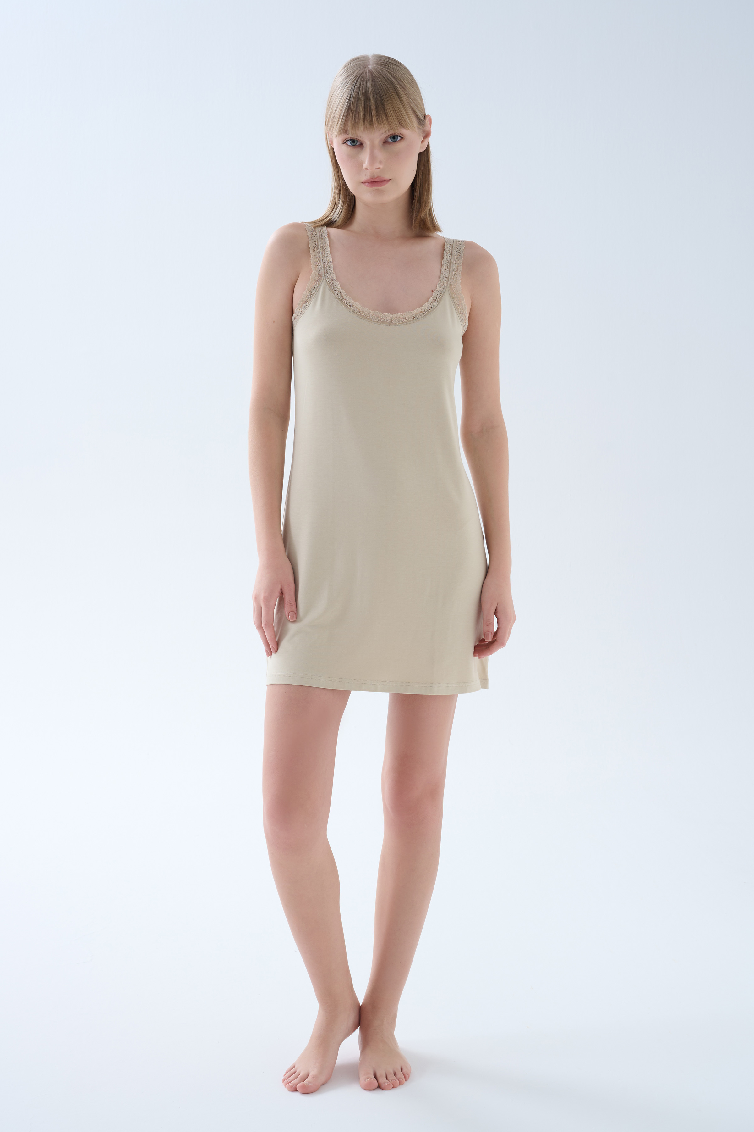 Kadın Viskoz Dantel Detaylı Gecelik	