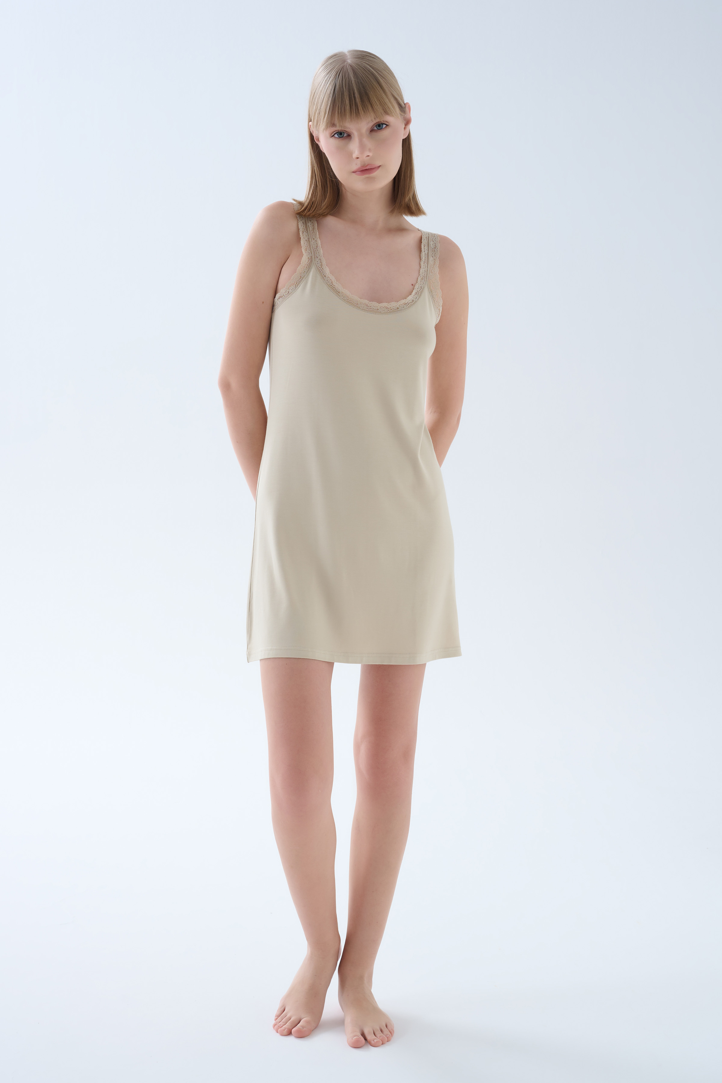 Kadın Viskoz Dantel Detaylı Gecelik	