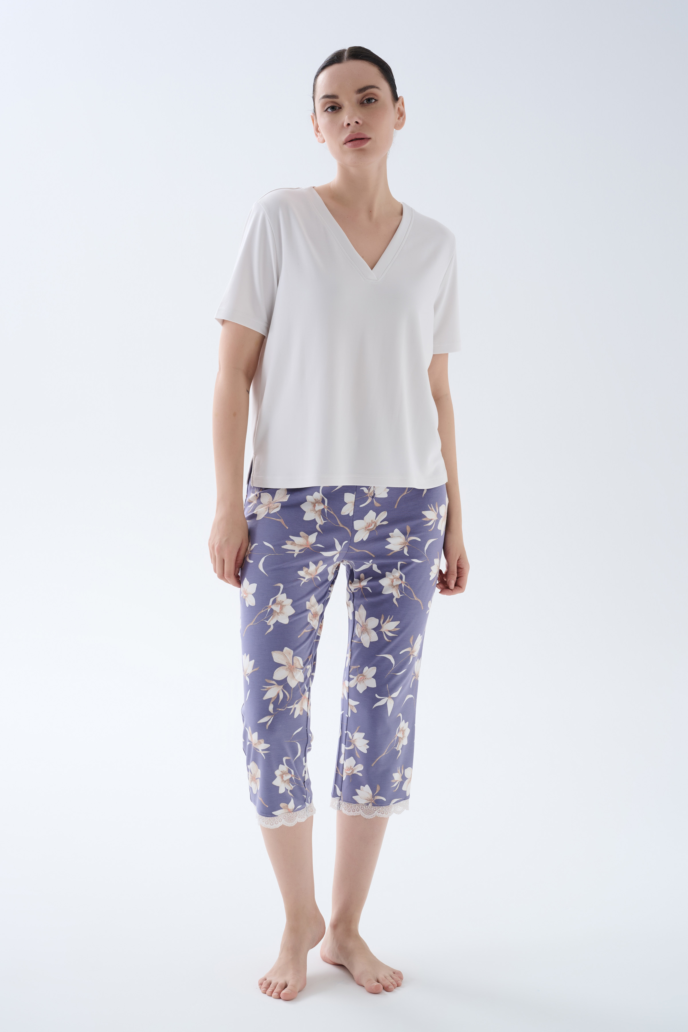 Kadın Viskoz Kısa Kollu V Yaka Midi Pijama Takımı