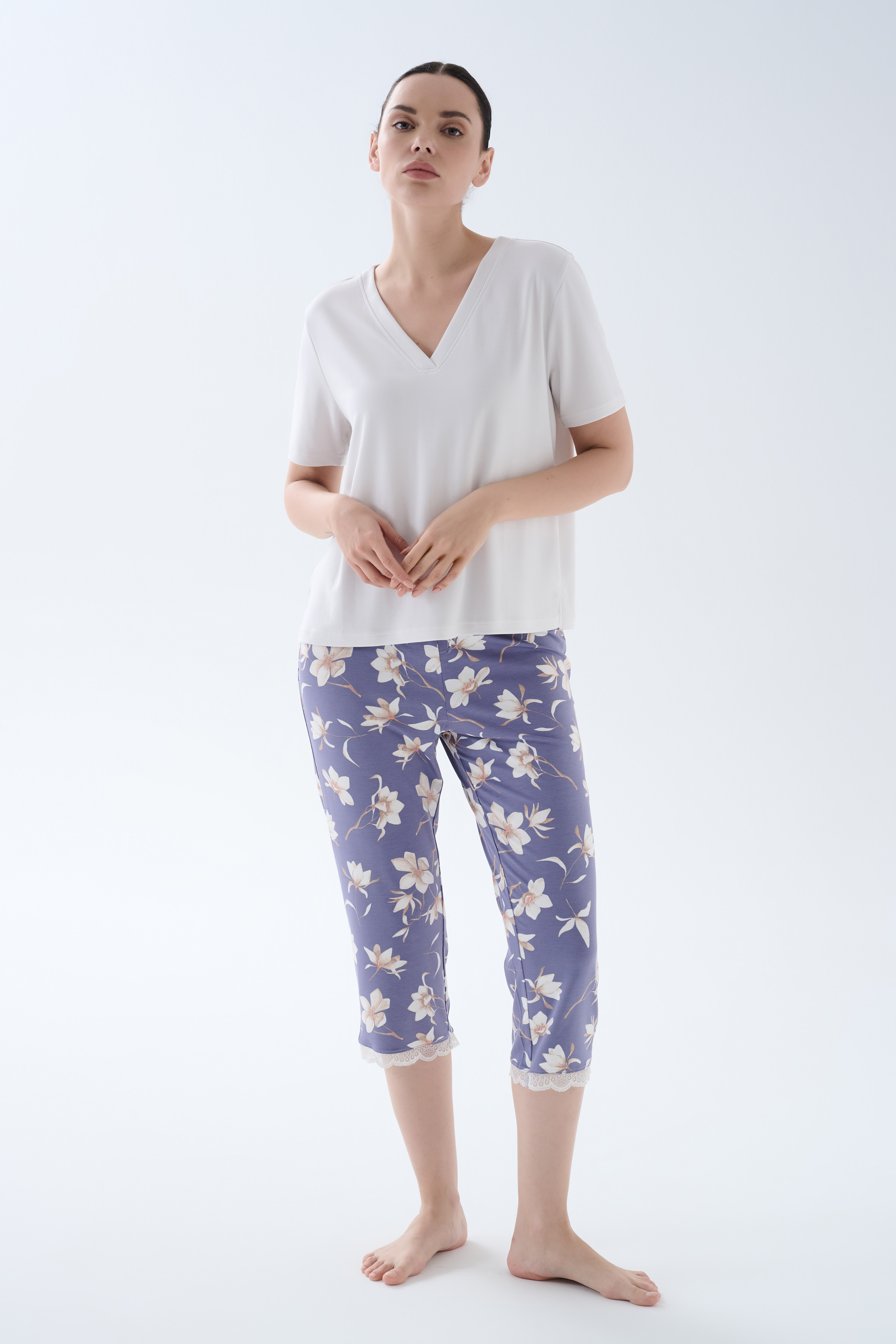 Kadın Viskoz Kısa Kollu V Yaka Midi Pijama Takımı