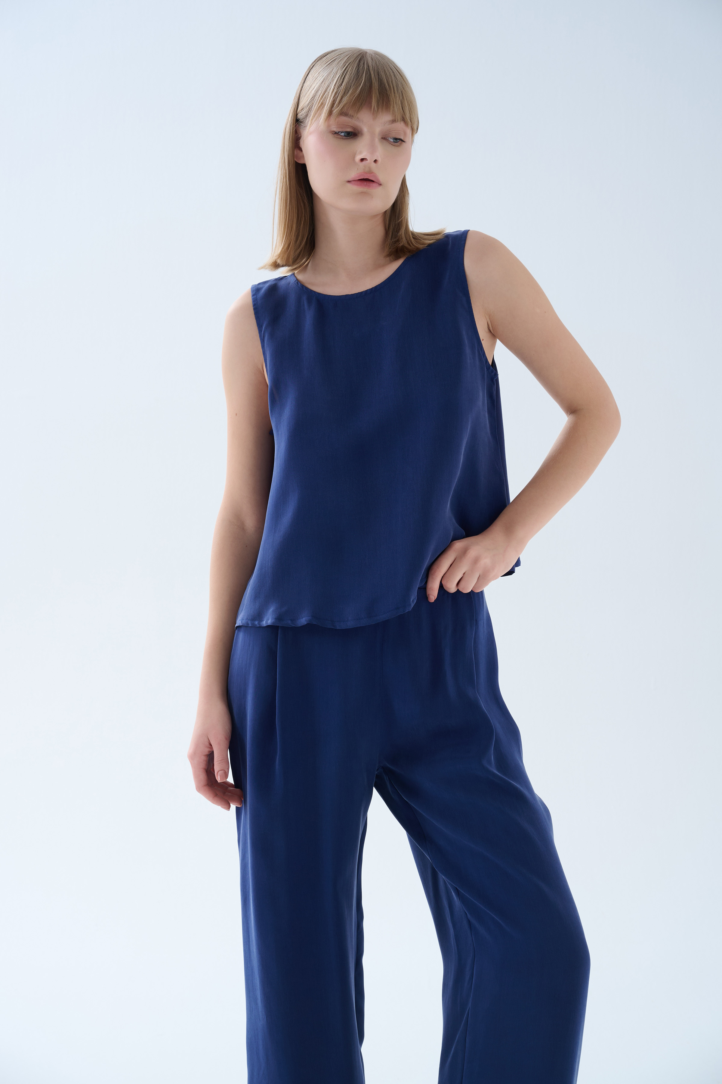 Kadın Vegan Dokuma Kalın Askılı Atlet