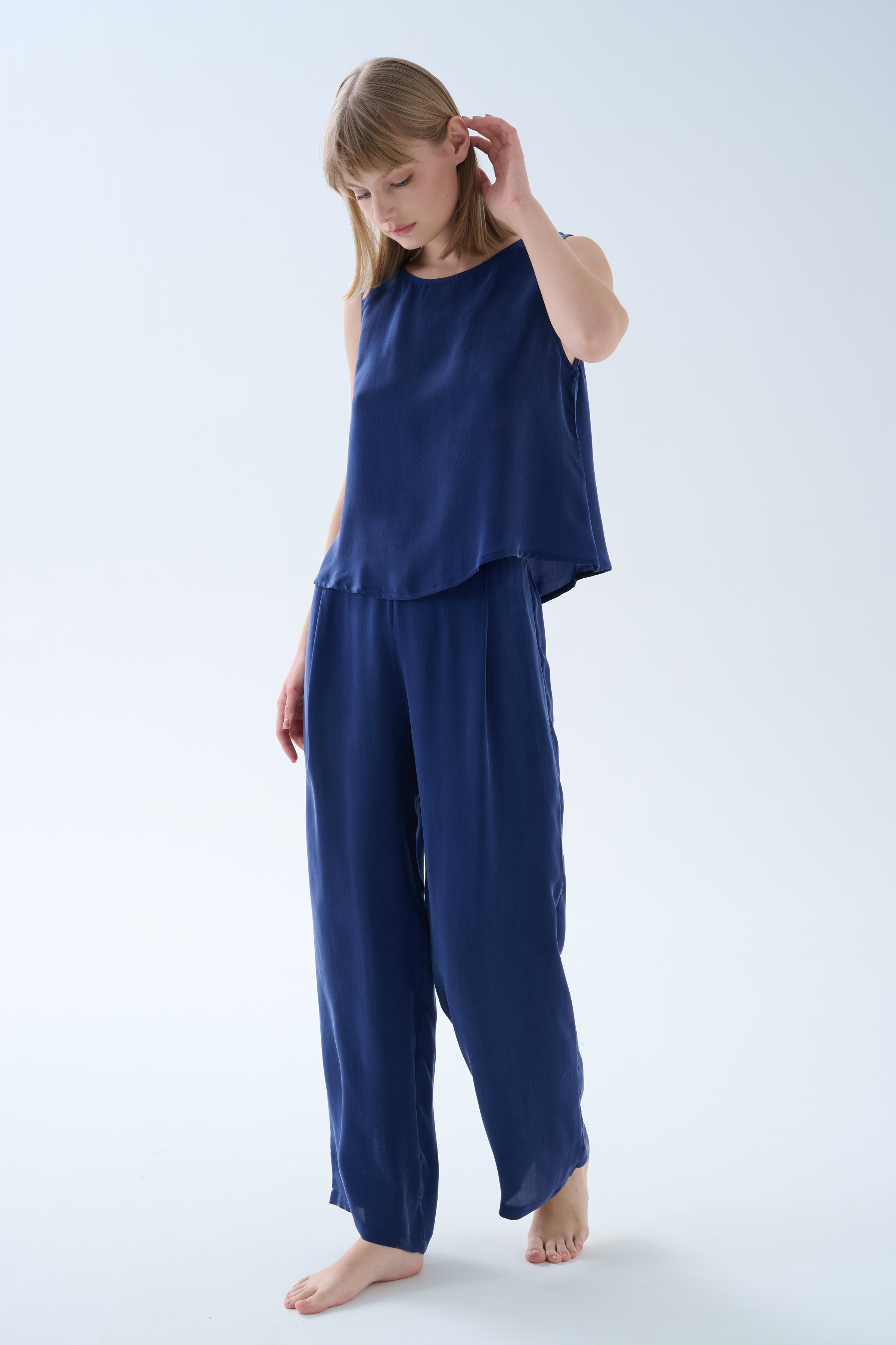 Kadın Vegan Dokuma Pili Detaylı Pantolon