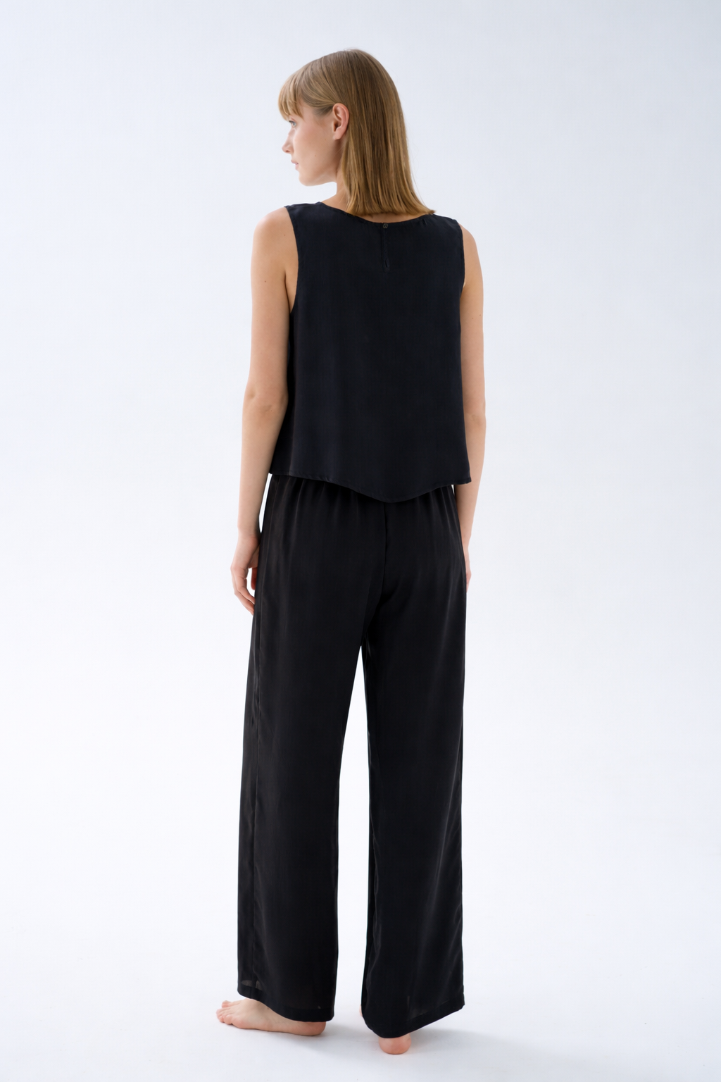 Kadın Vegan Dokuma Pili Detaylı Pantolon