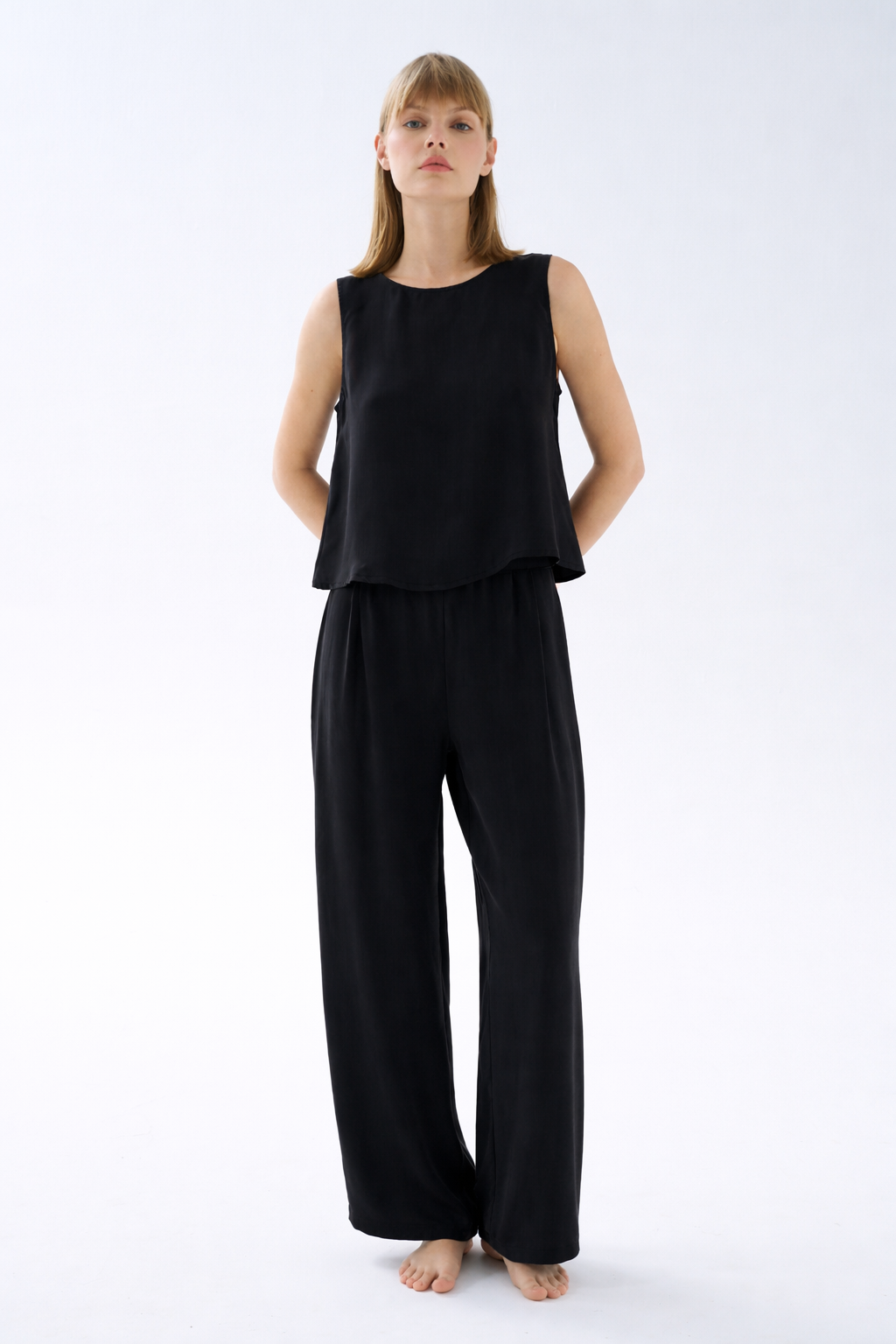 Kadın Vegan Dokuma Pili Detaylı Pantolon