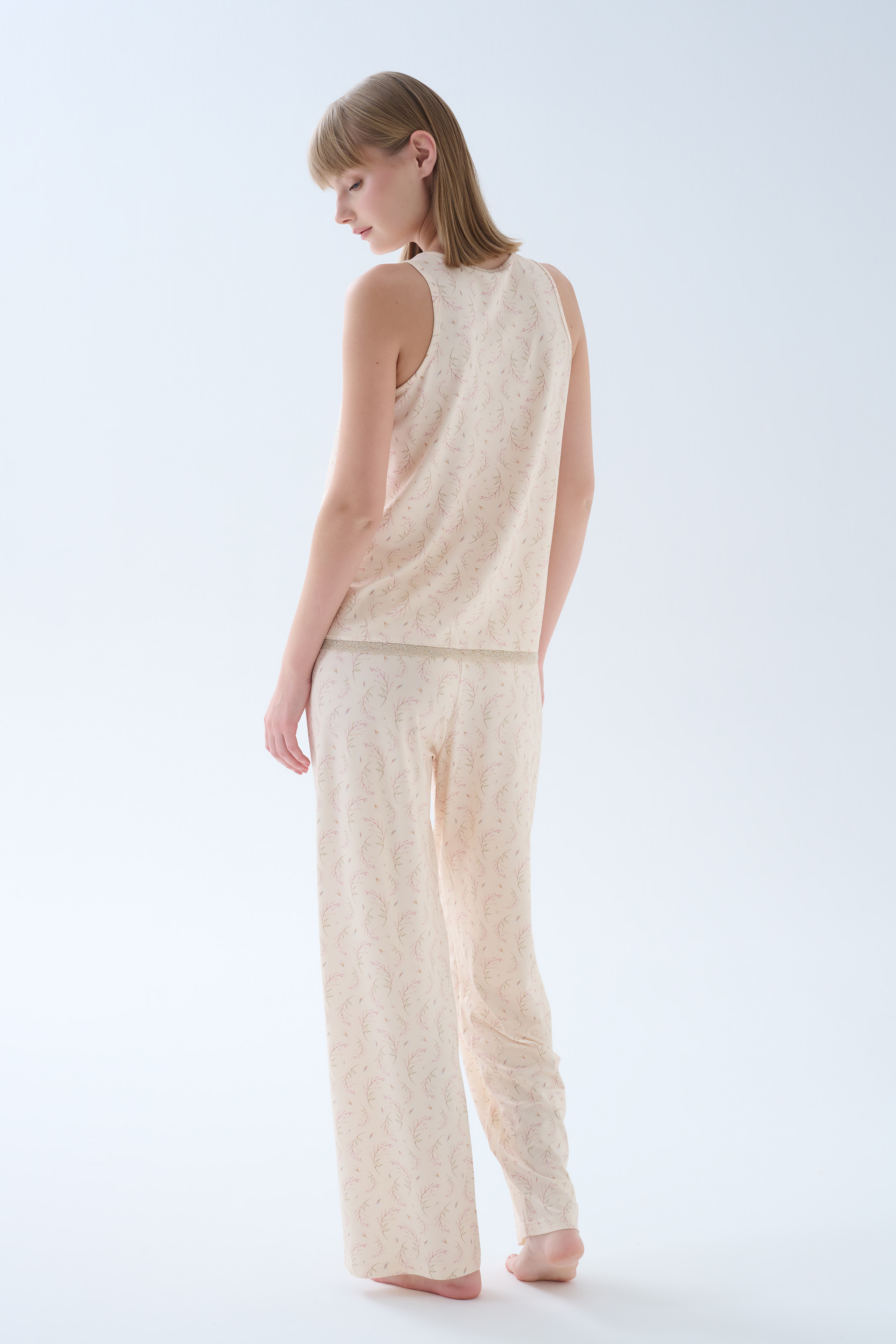 Kadın Viskoz Dantel Detaylı Atlet Uzun Pijama Takımı	