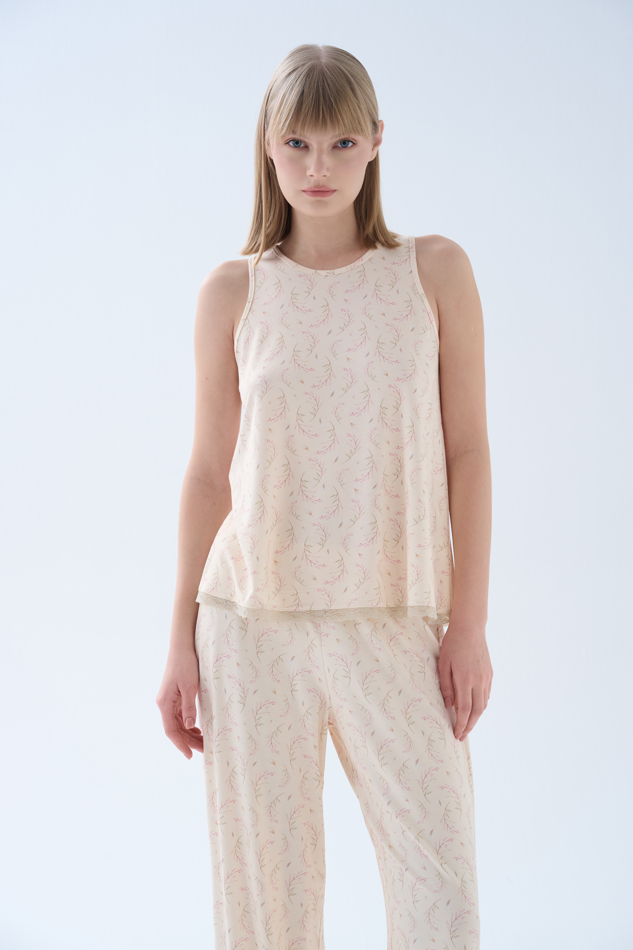 Kadın Viskoz Dantel Detaylı Atlet Uzun Pijama Takımı	