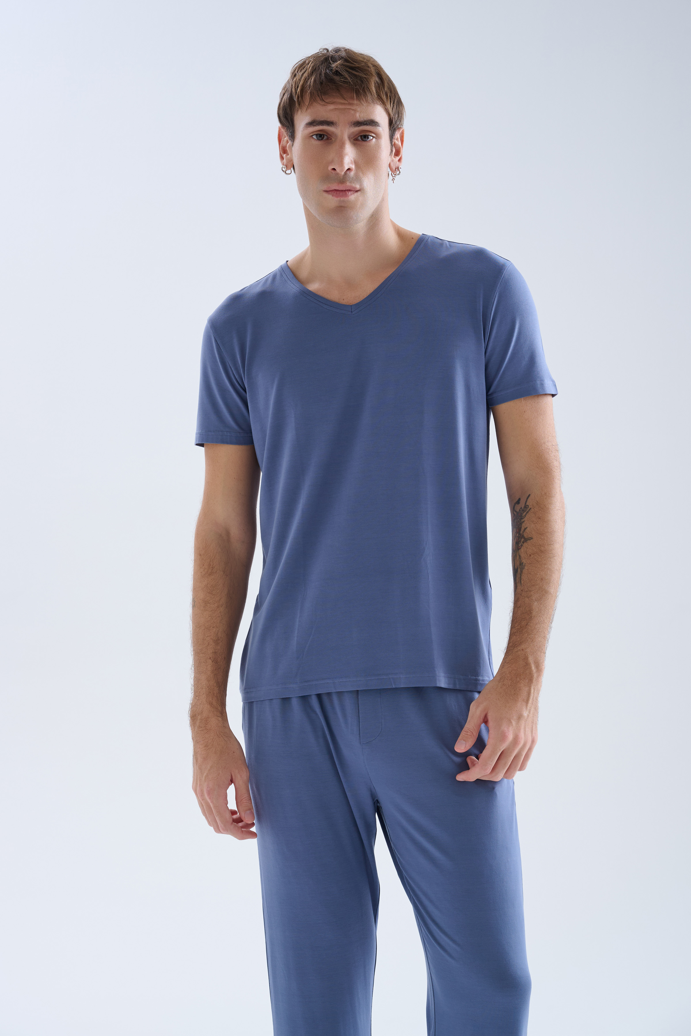 Erkek Modal V Yaka Kısa Kollu T-shirt