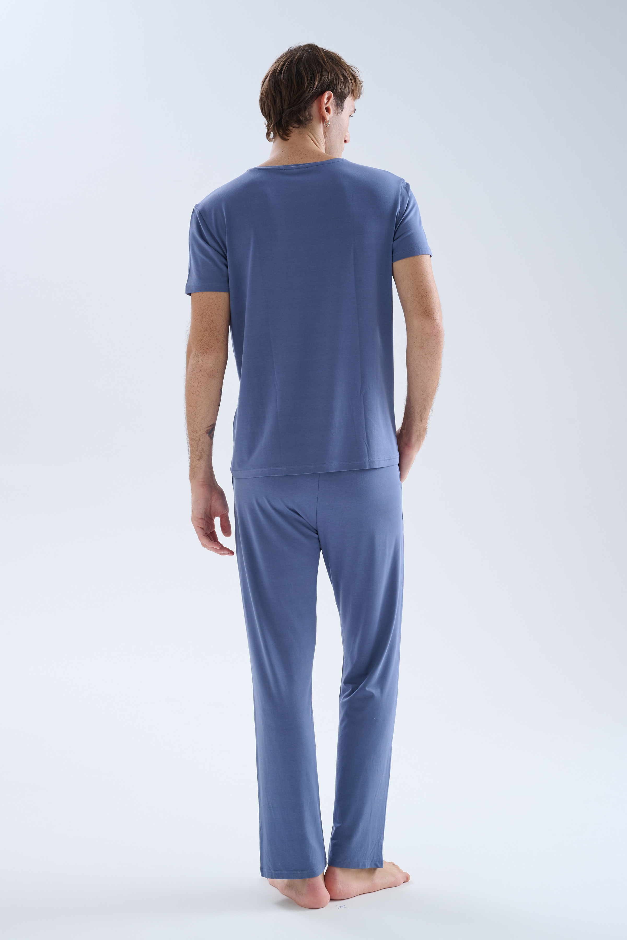 Erkek Modal V Yaka Kısa Kollu T-shirt