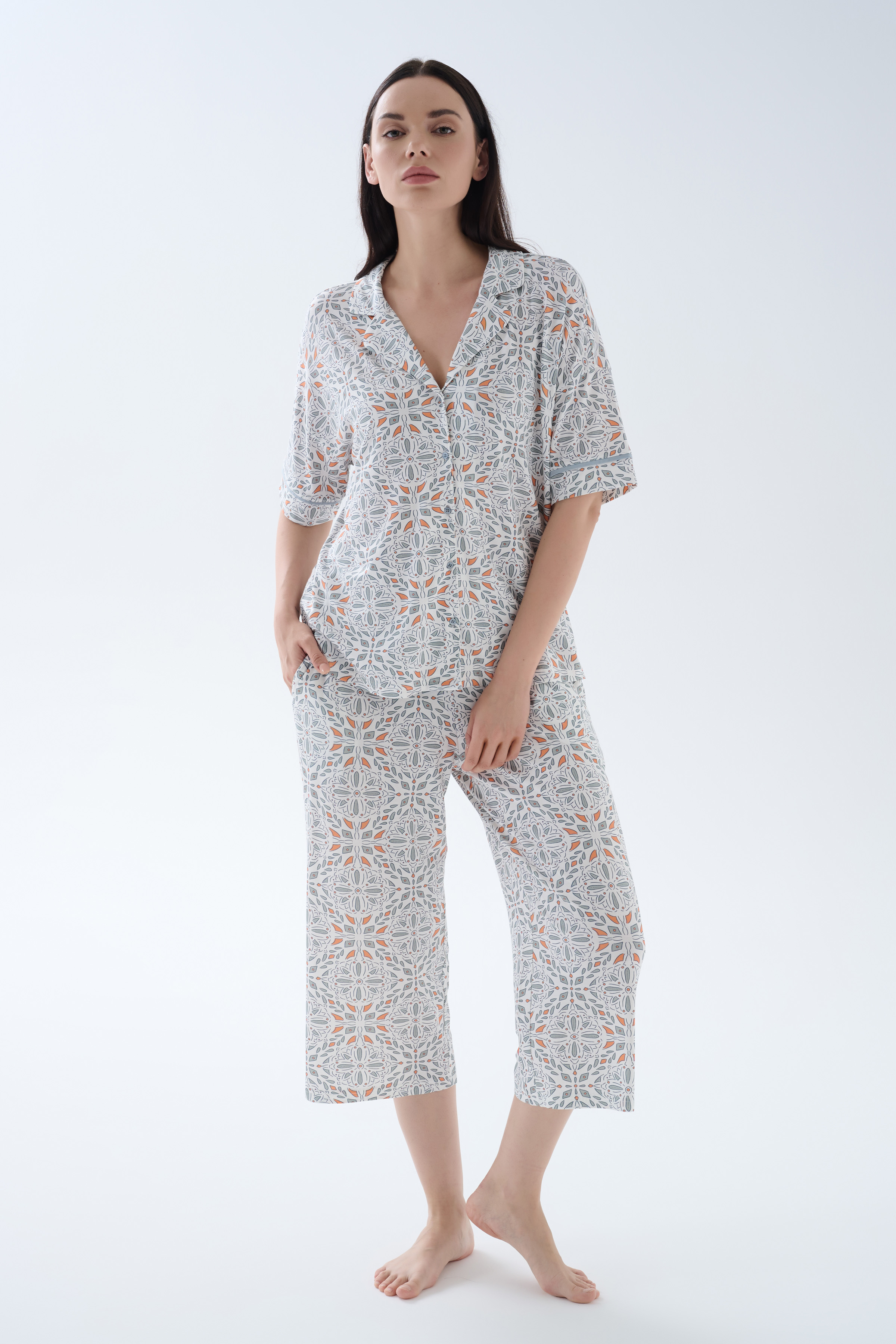 Kadın Viskoz Gömlekli Kapri Pijama Takımı