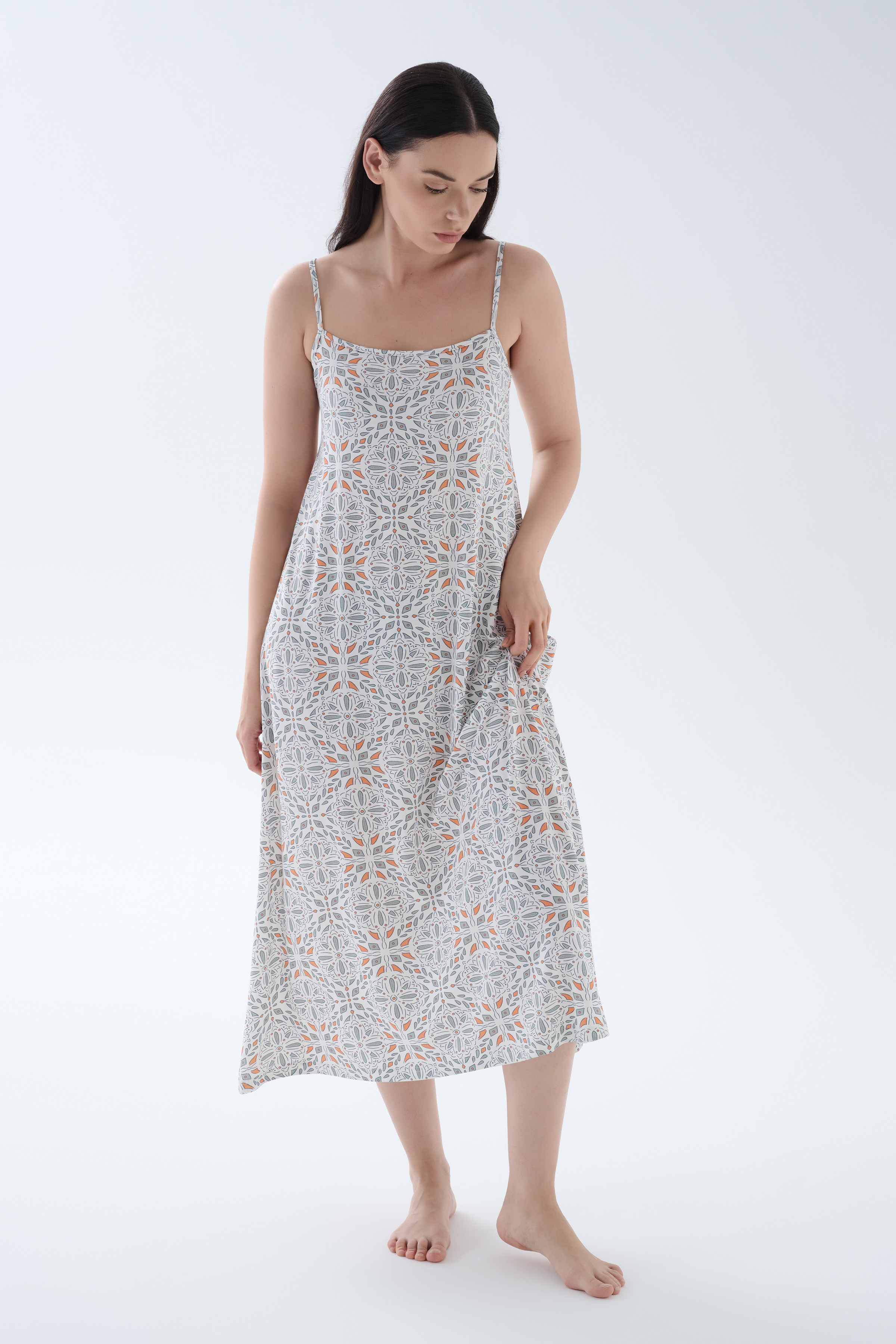 Kadın Viskoz Askılı Midi Gecelik