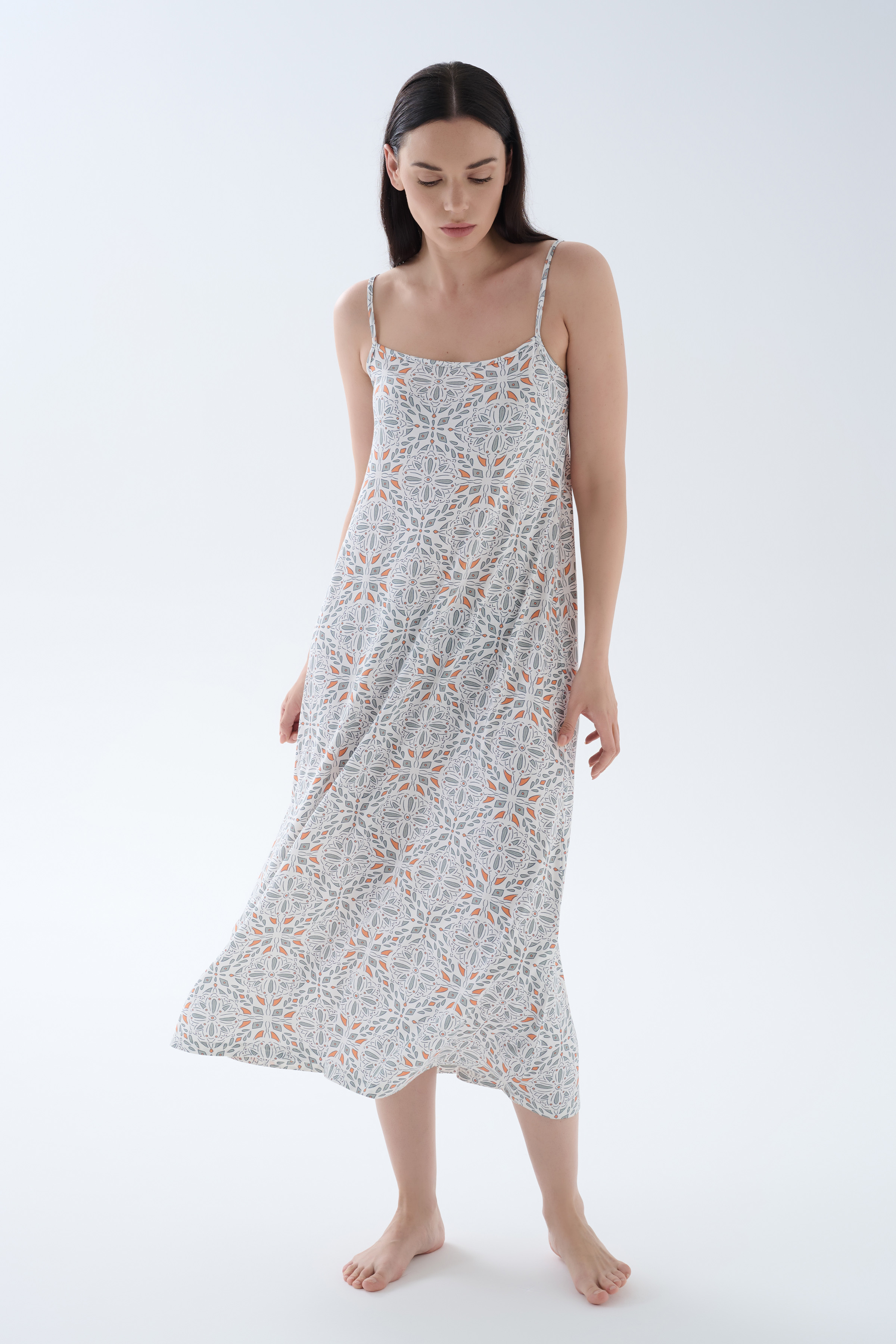 Kadın Viskoz Askılı Midi Gecelik