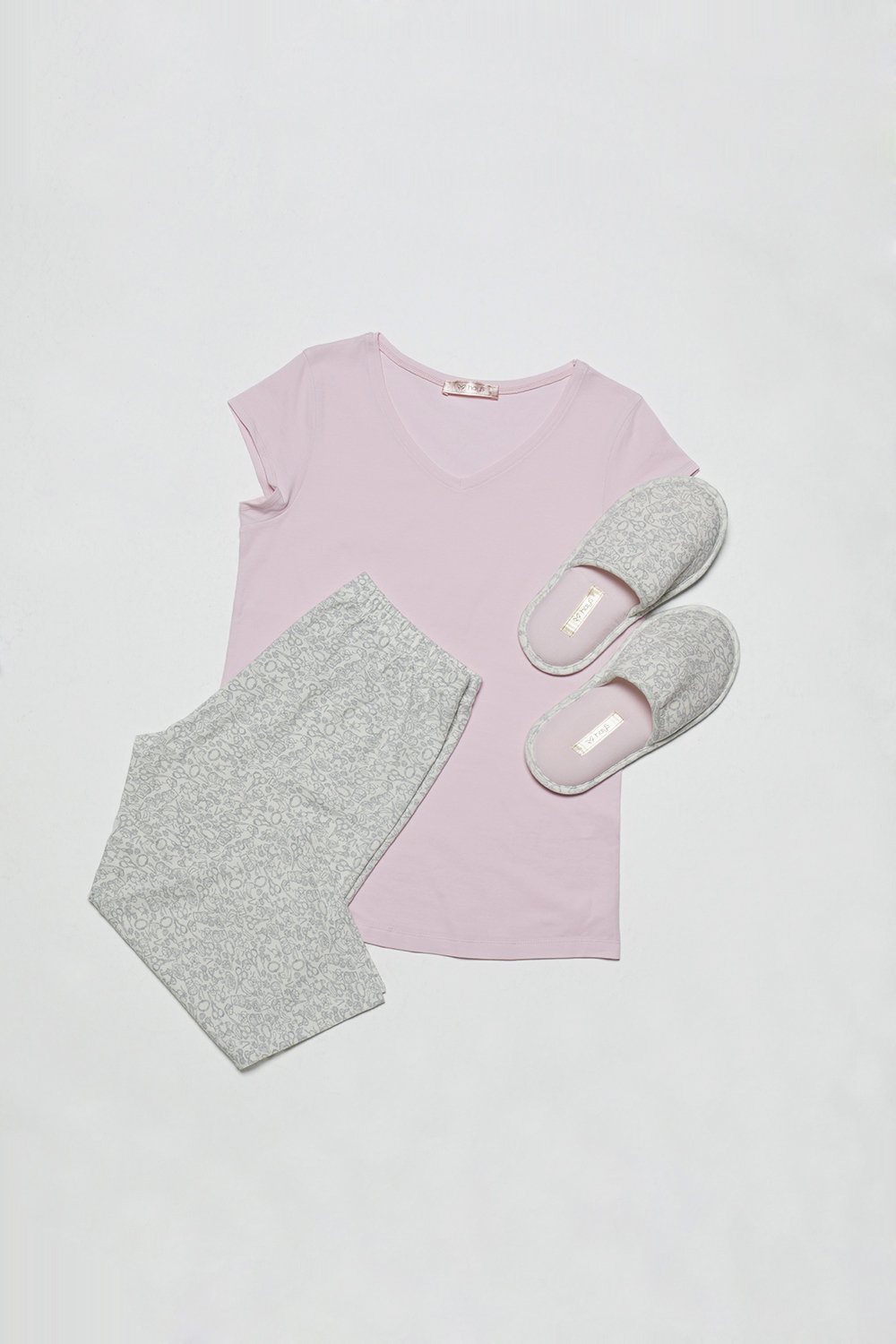 Promo Kadın Terlik Hediyeli Penye Kapri Pijama Takımı