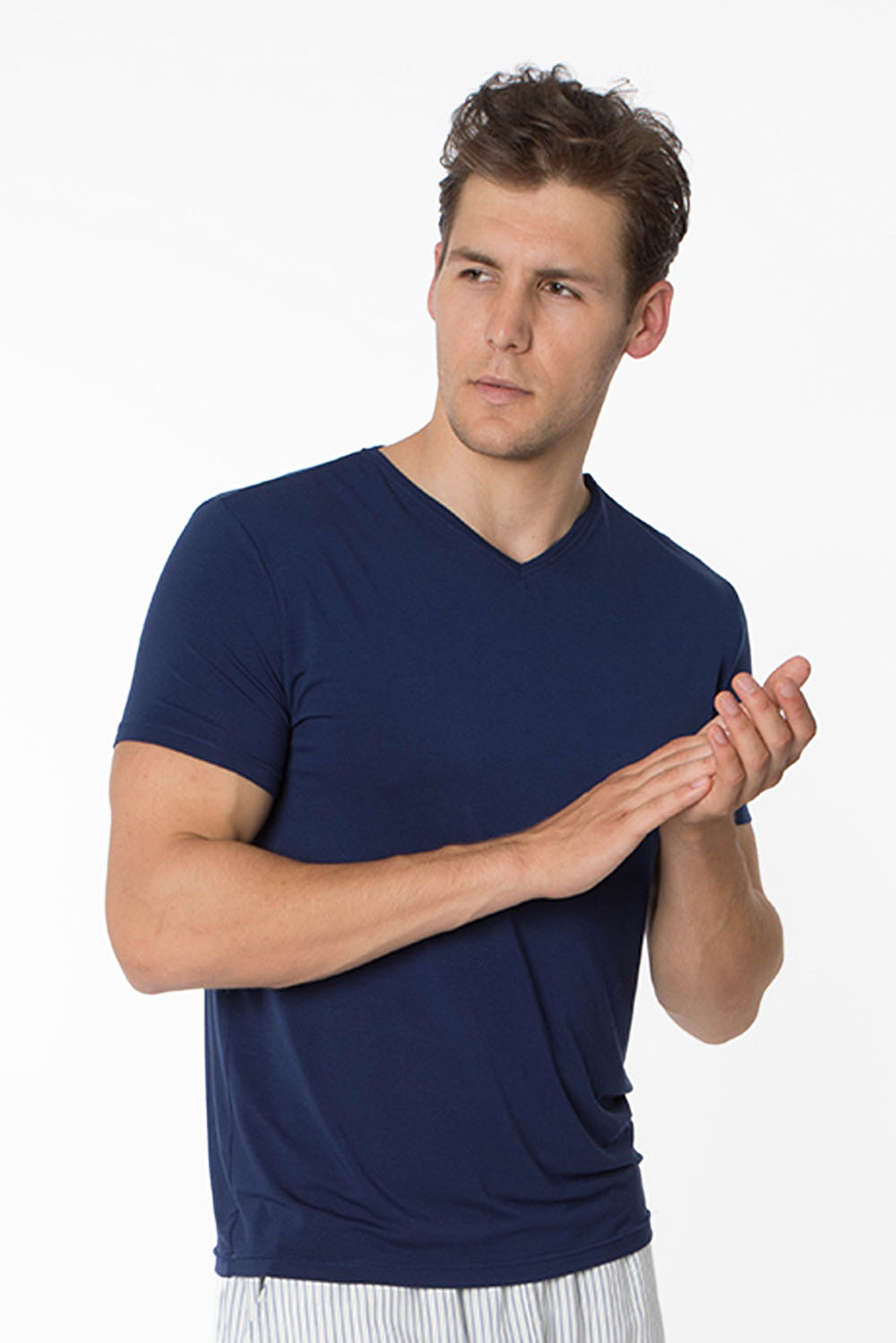 Erkek Basic Modal V Yaka Kısa Kollu T-shirt