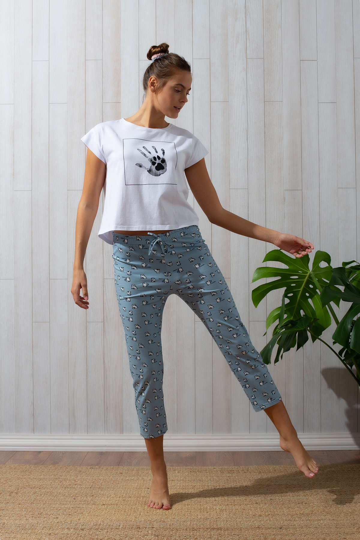Kadın Midi Kapri Pijama Takımı