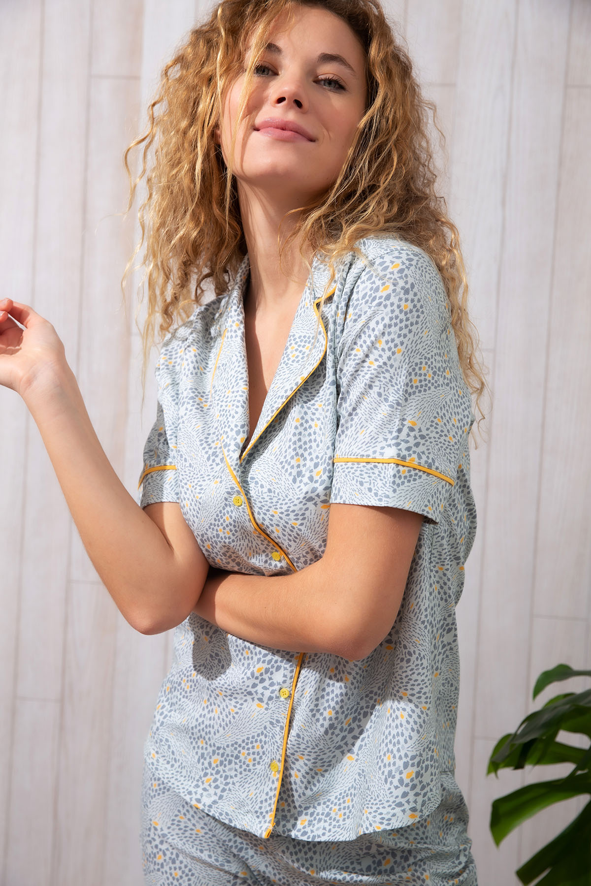Kadın Midi Kapri Pijama Takımı