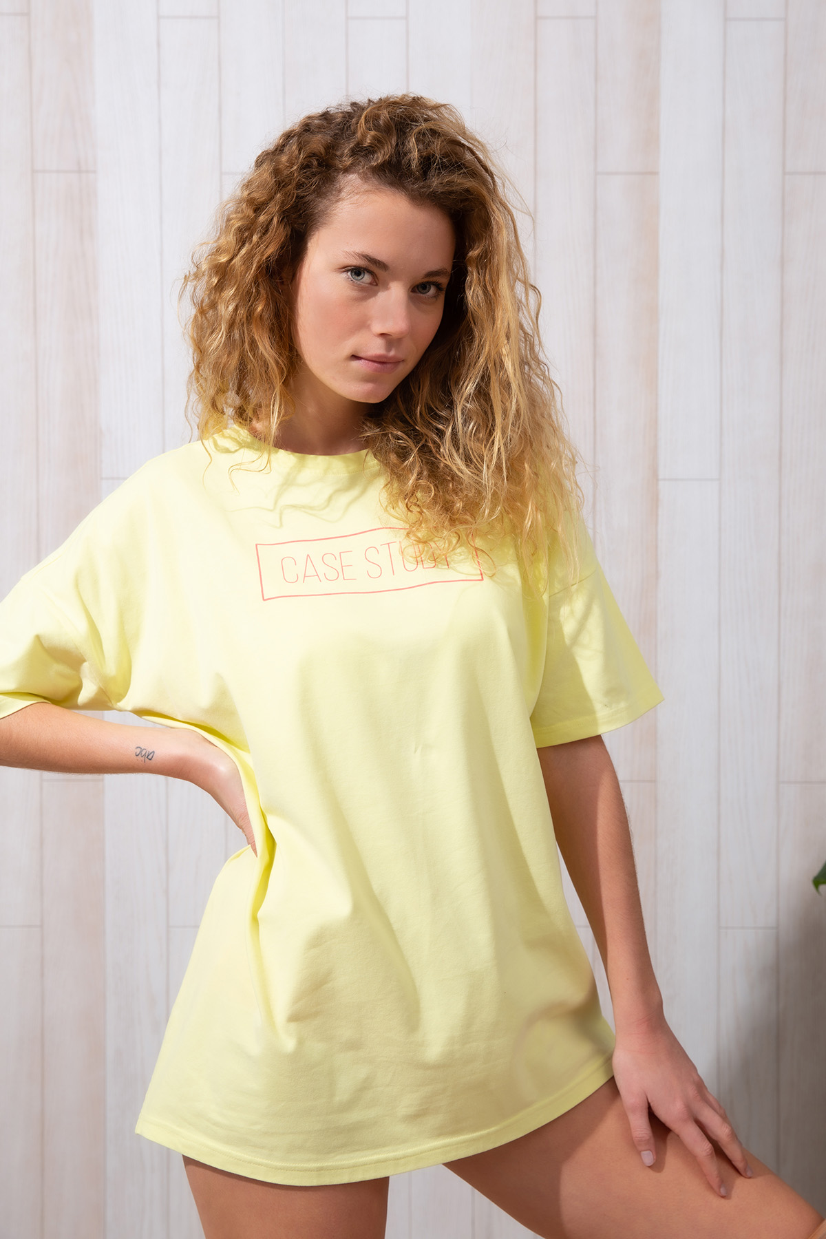 Kadın Bisiklet Yaka Kısa Kollu T-shirt