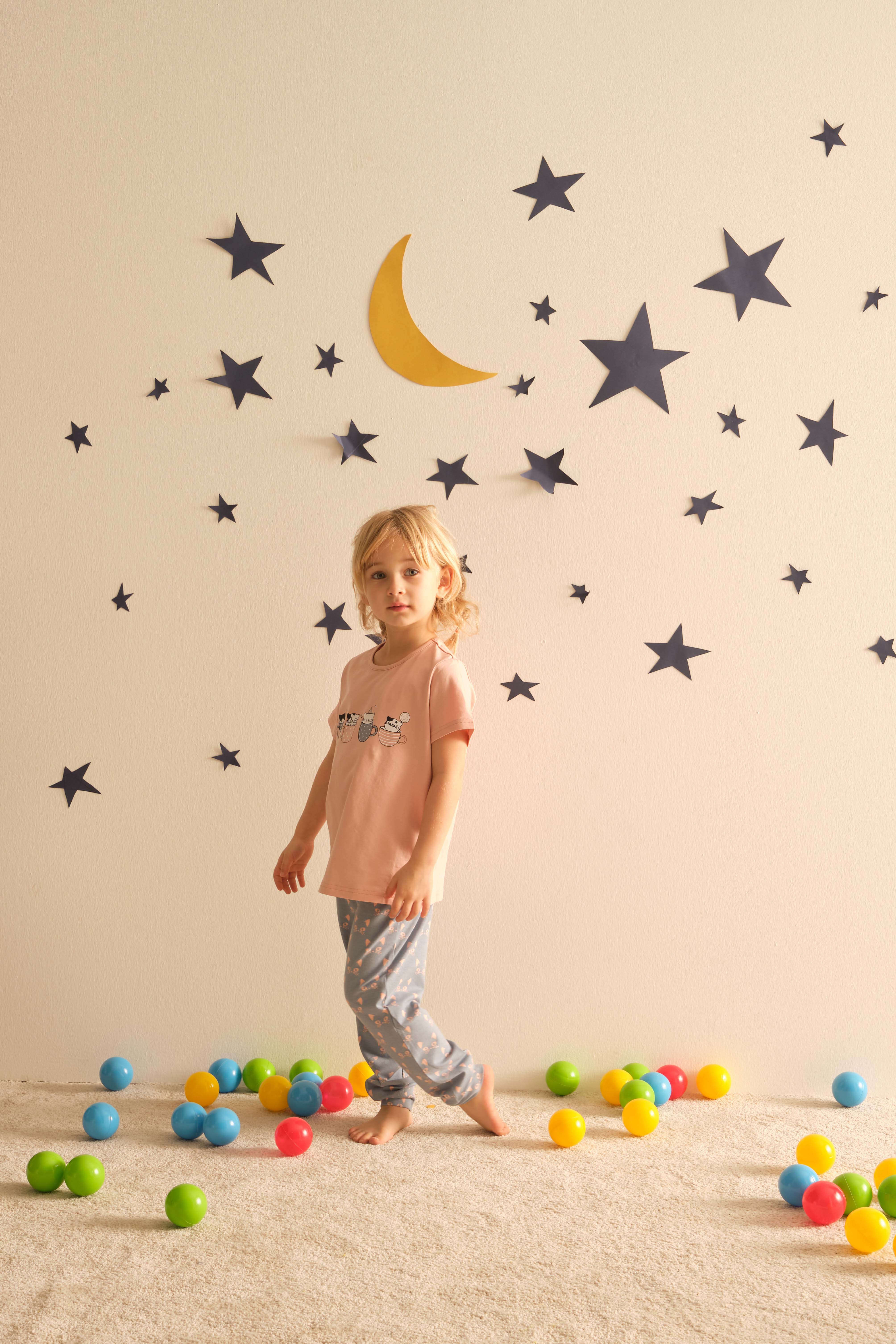 Kız Çocuk Kedi Baskılı Midi - Kapri Pijama Takımı