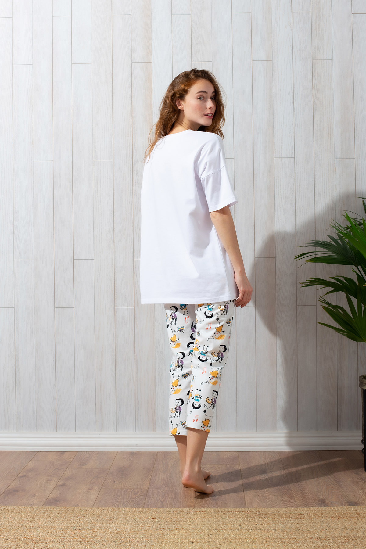 Kadın Midi - Kapri Pijama Takımı