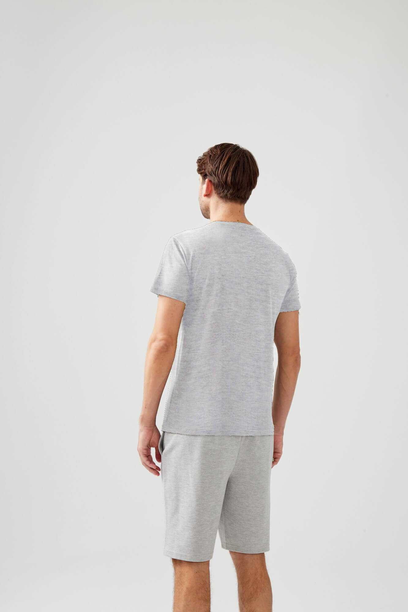 Erkek Pamuklu V Yaka Slim Fit T-shirt (Easy Iron)
