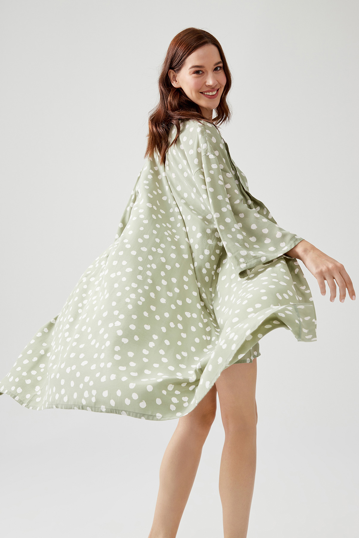 Kadın Vegan Dokuma Uzun Kollu Midi Kimono