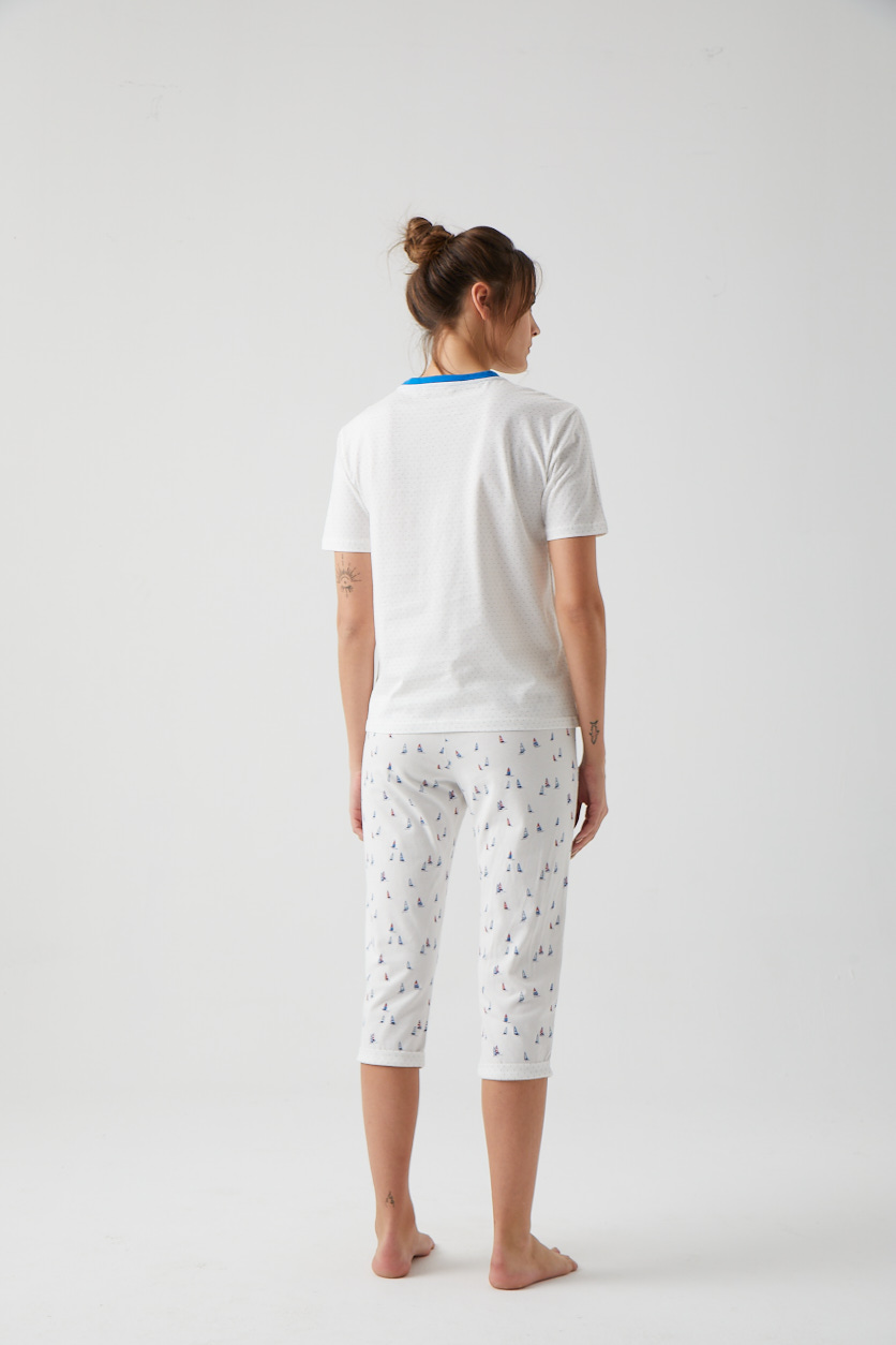 Kadın Kısa Kollu Üst Kapri Pijama Takımı