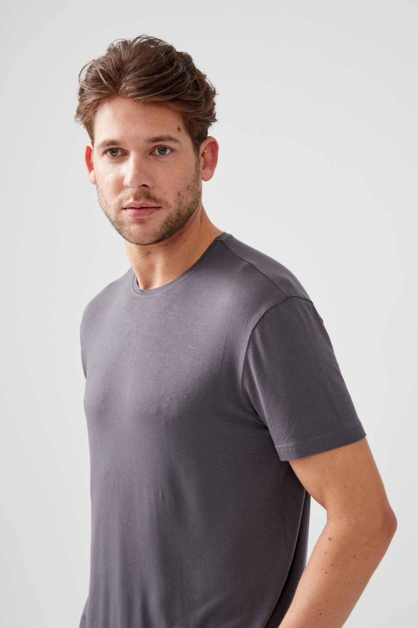 Erkek Basic Modal Bisiklet Yaka Kısa Kollu T-shirt