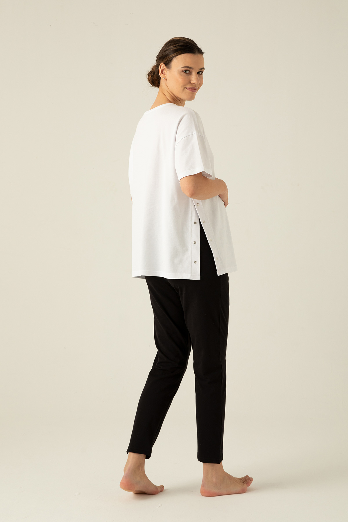 Kadın Anne Adayı Yanları Çıtçıt Detaylı Kısa Kollu T-shirt