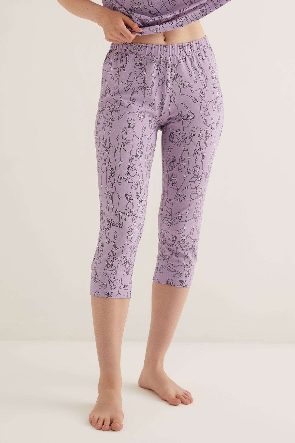 Kadın Pamuklu Kısa Kollu Kapri Pijama Takımı