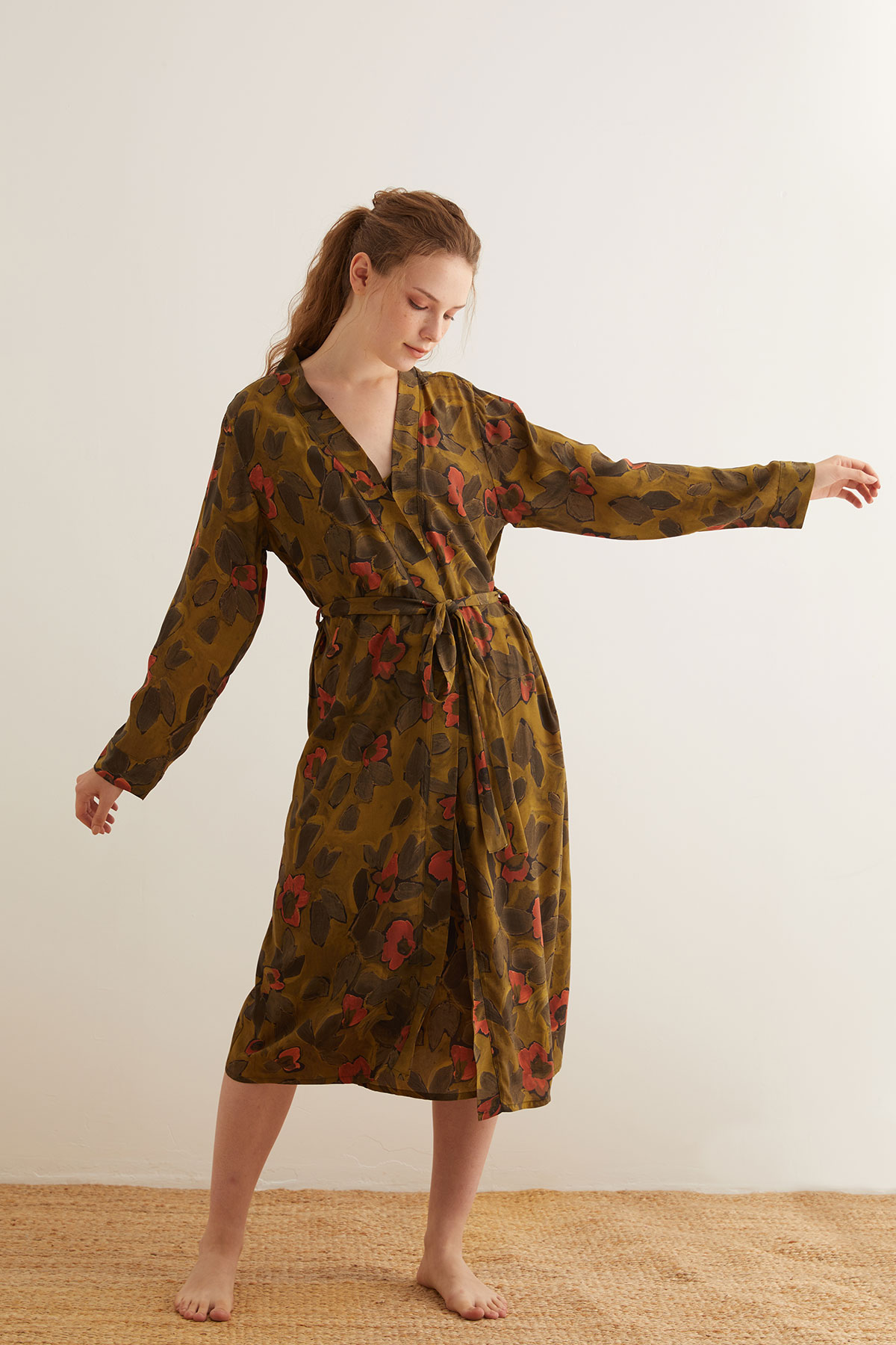 Kadın Vegan Dokuma Uzun Kollu Midi Sabahlık