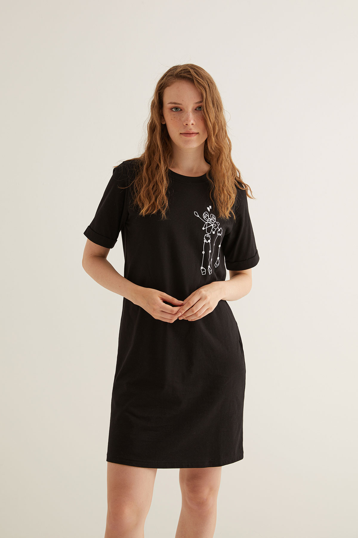 Kadın Pamuklu Baskı Detaylı Kısa Kollu T-shirt Elbise