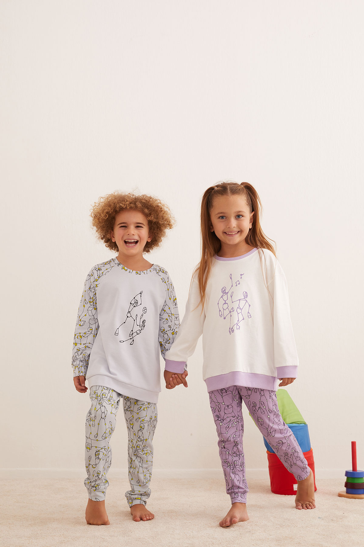 Kız Çocuk Robot Baskılı Uzun Taytlı Pijama Takımı