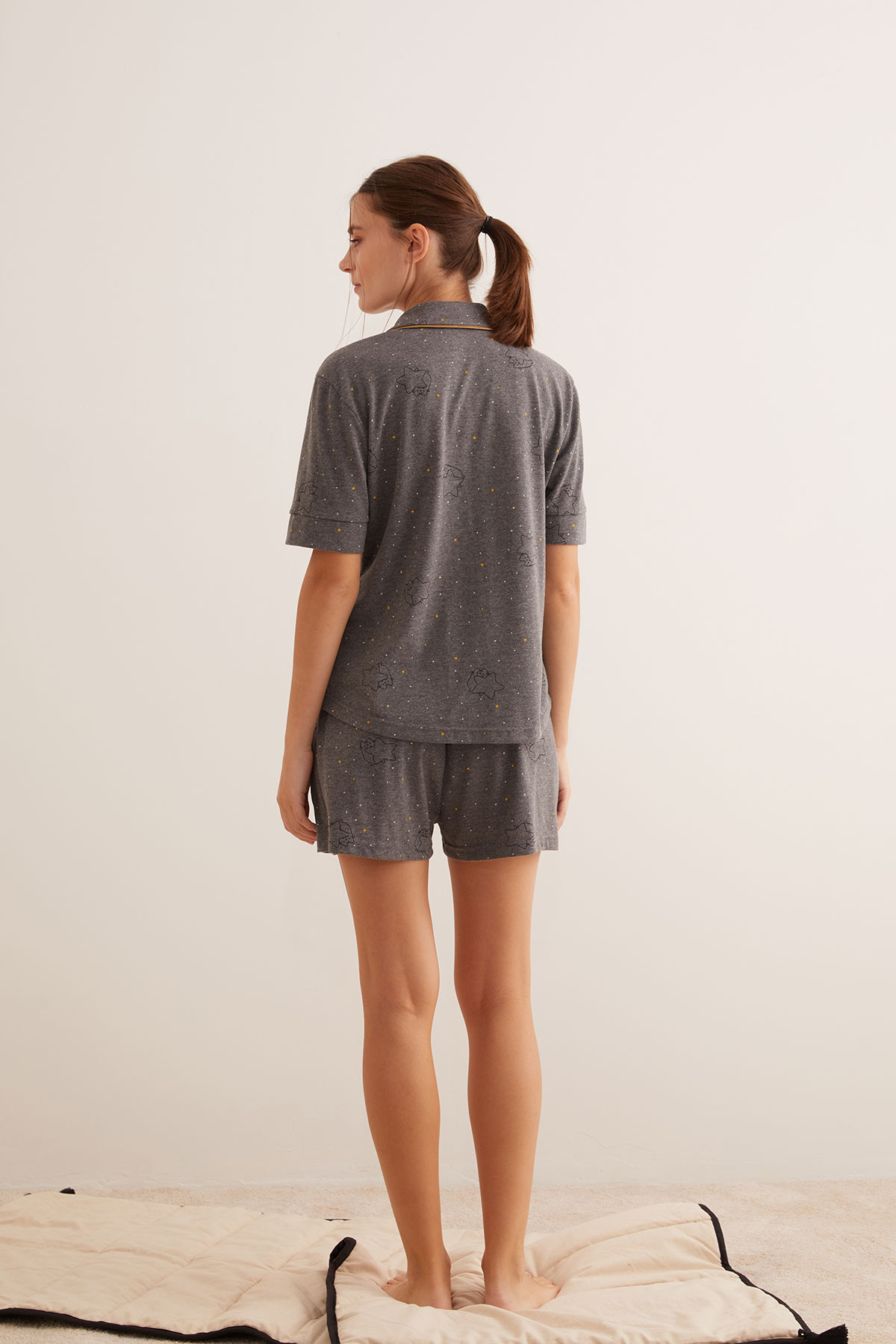 Kadın Kontrast Biye Detaylı Gömlekli Şortlu Pijama Takımı