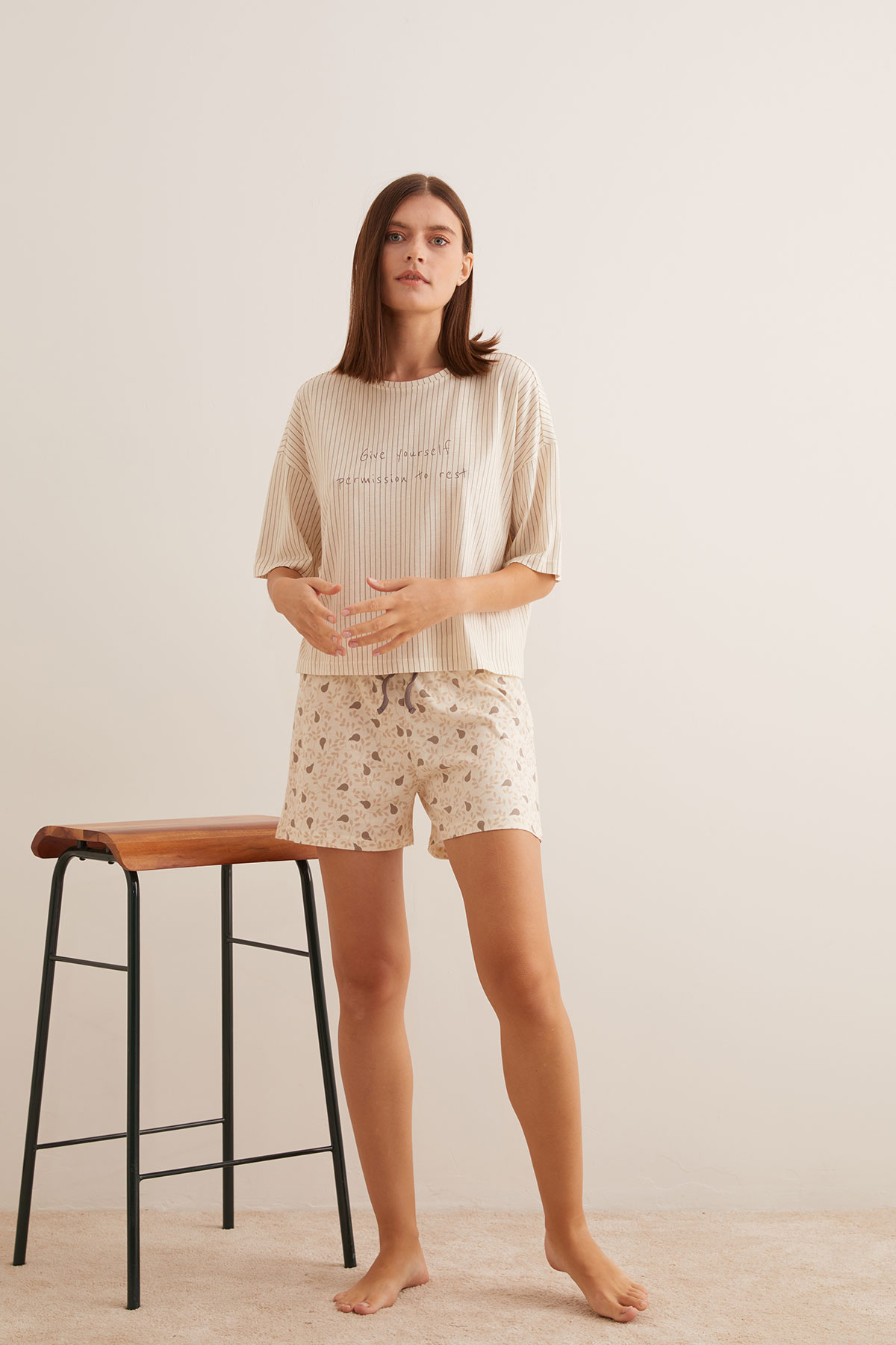 Kadın Modal Karışımlı Pamuklu Belde Biye Detaylı Şort Pijama Altı