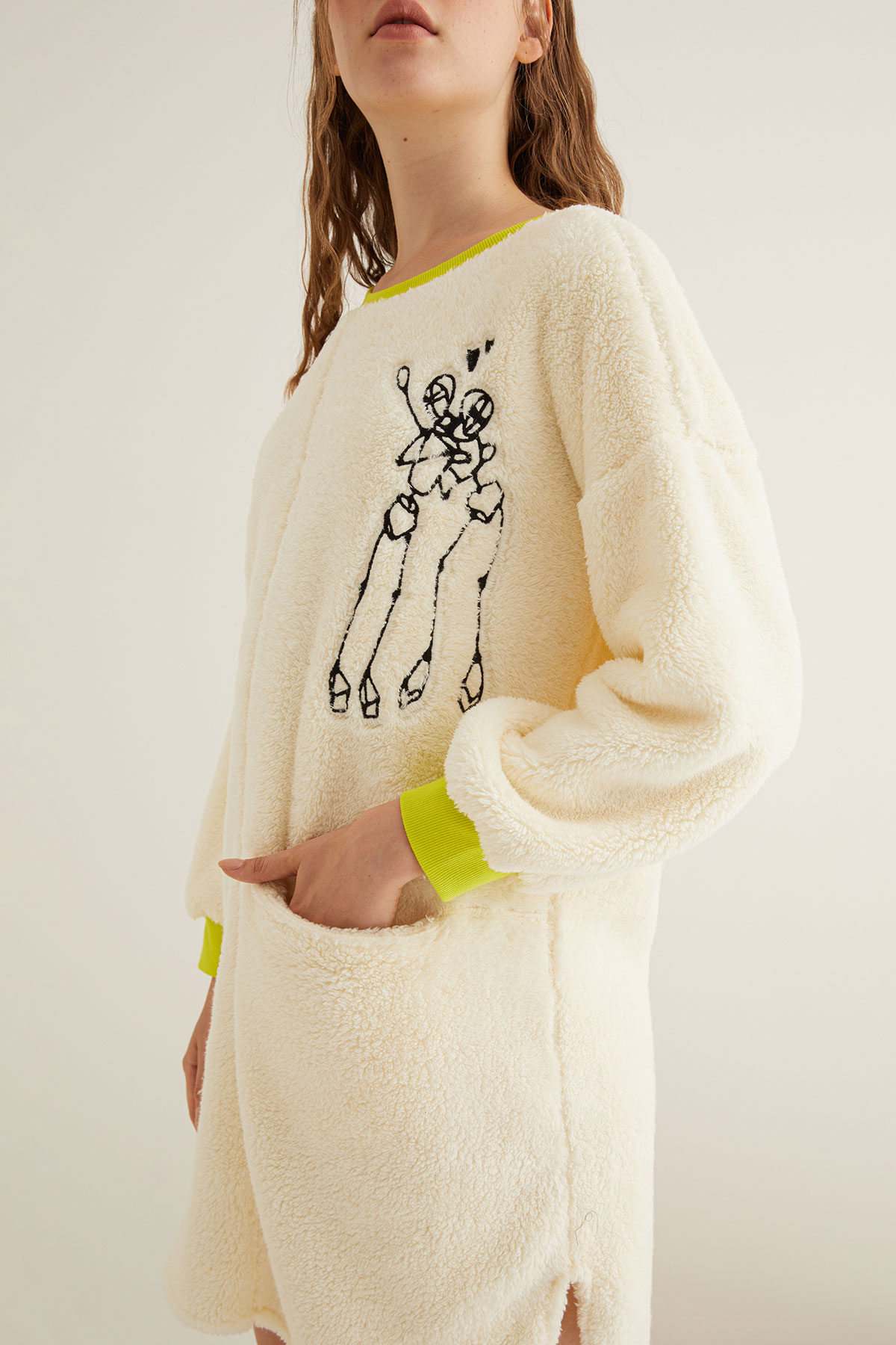 Kadın Yumuşak Dokulu Nakış Detaylı Ev Elbisesi