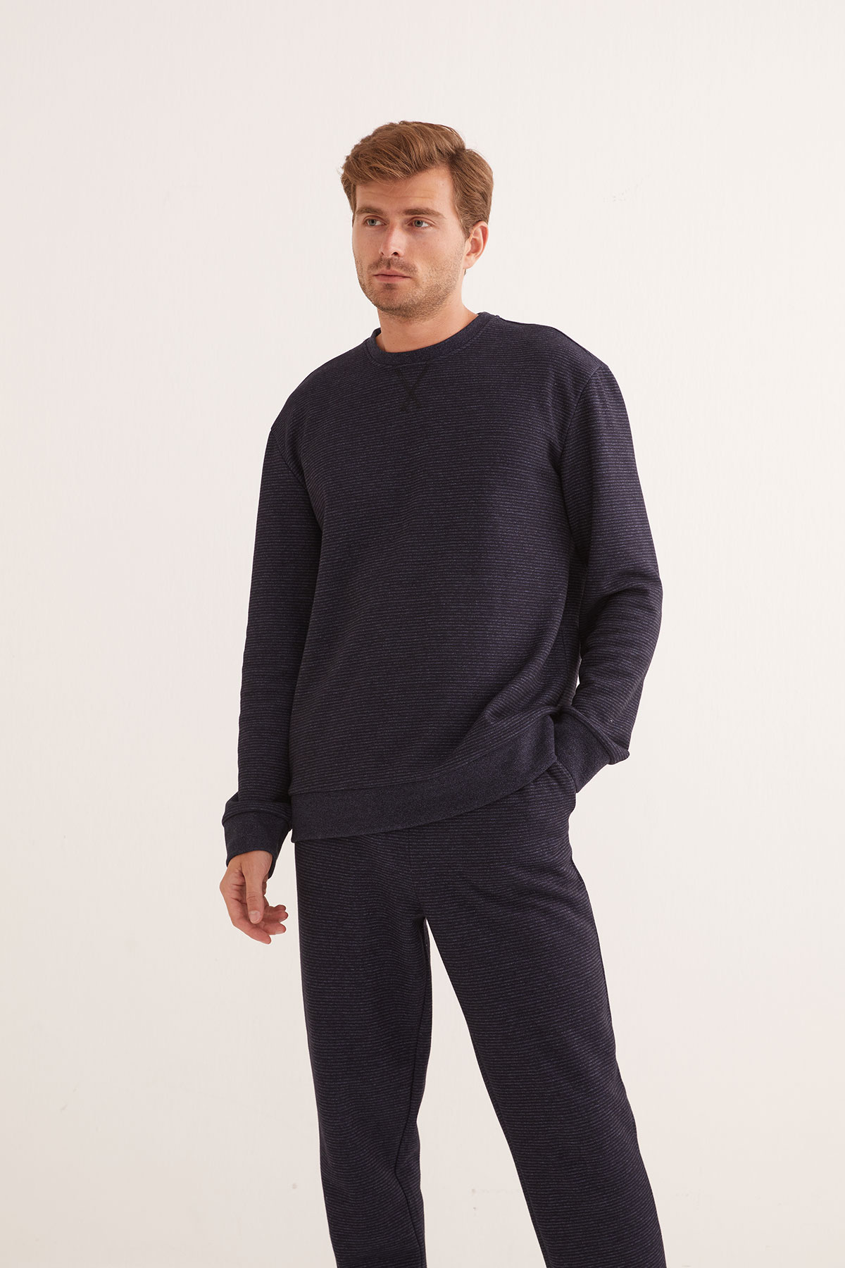 Erkek Lacivert Çizgili Uzun Kollu Sweatshirt
