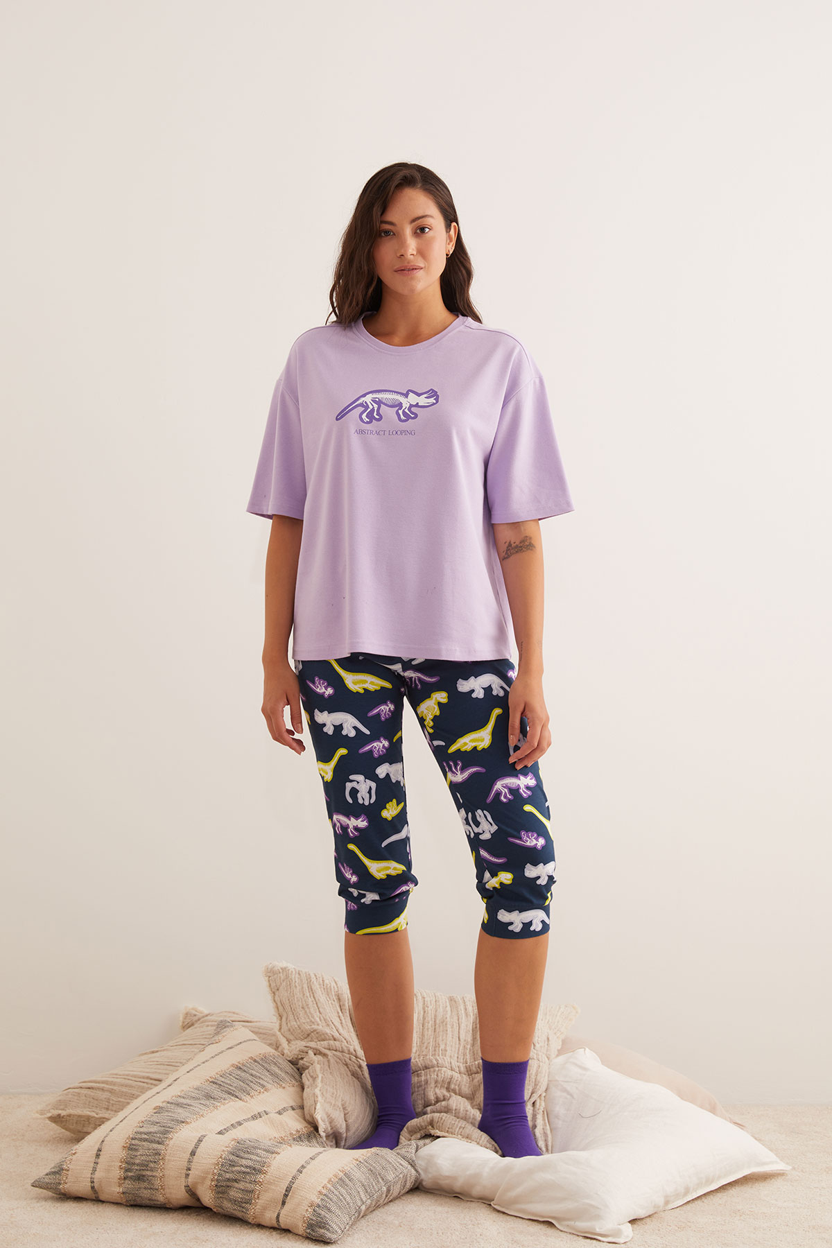 Kadın Pamuklu Dinozor Baskılı Kısa Kollu Pijama Üstü