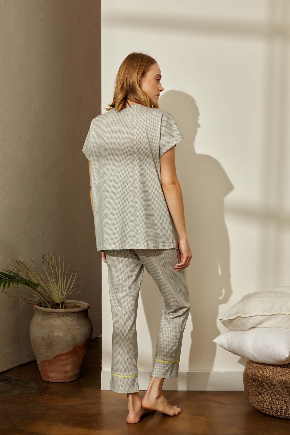 Kadın Anne Adayı Pamuklu Emzirme Kolaylıklı Pijama Üstü