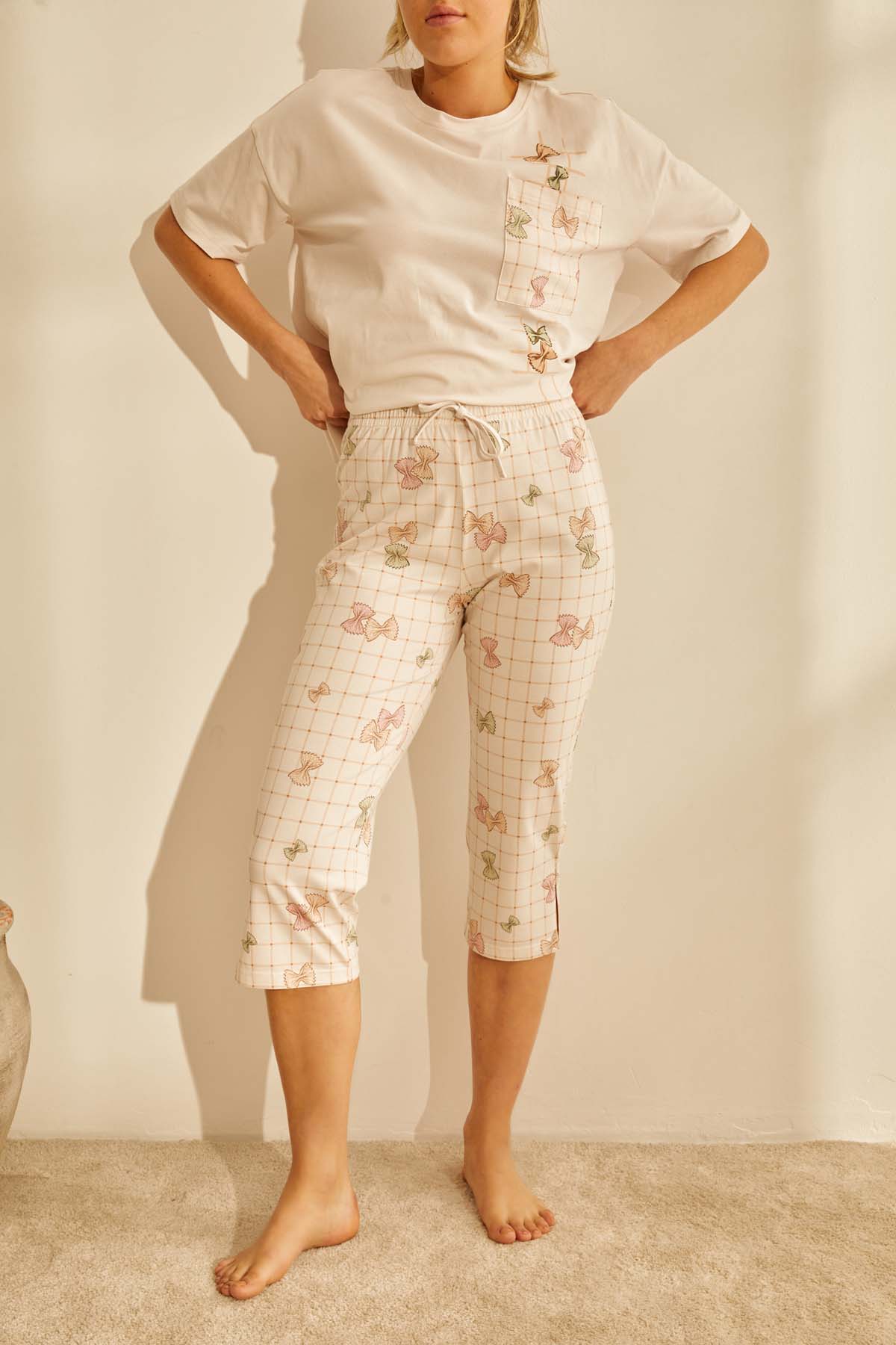 Kadın Pamuklu Yırtmaçlı Kapri Pijama Altı