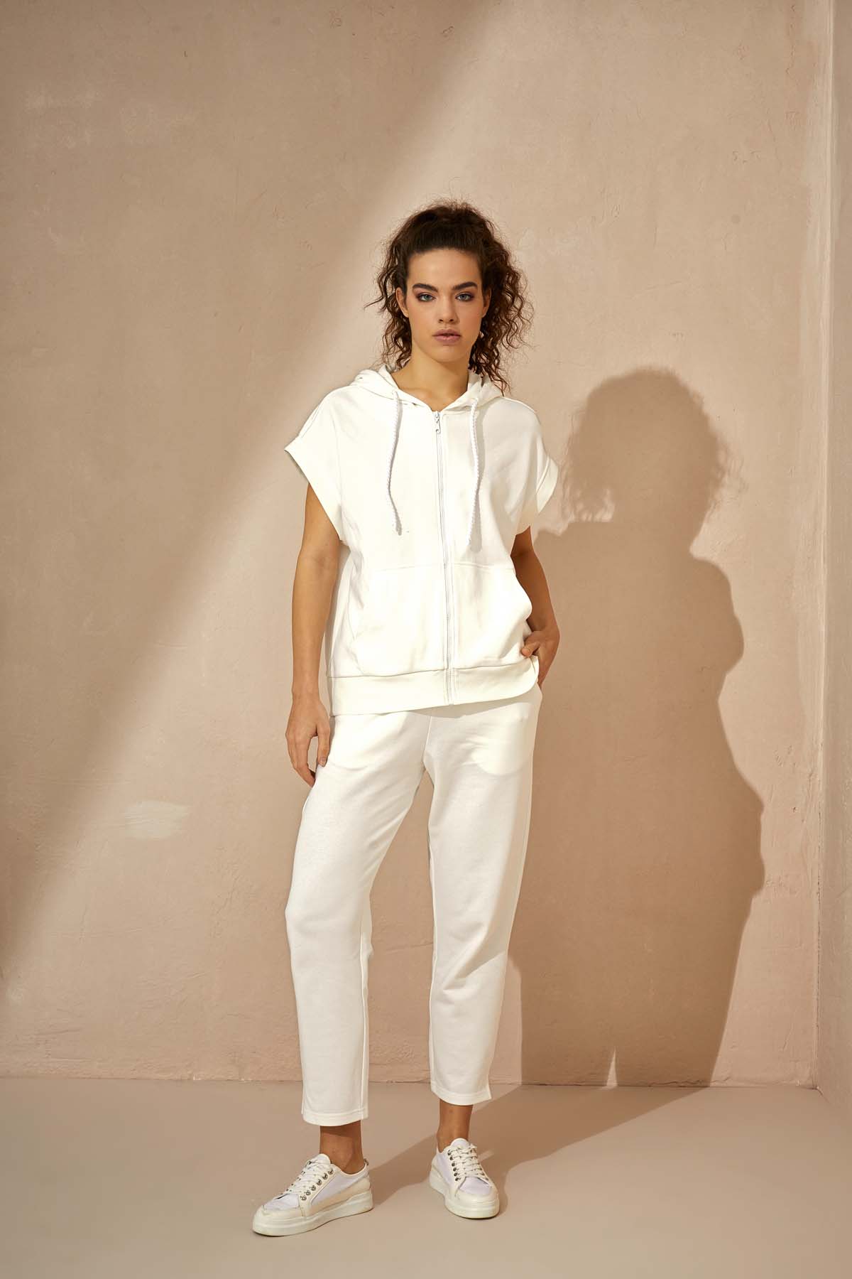 Kadın Pamuklu Üç İplik Fermuarlı Yelek