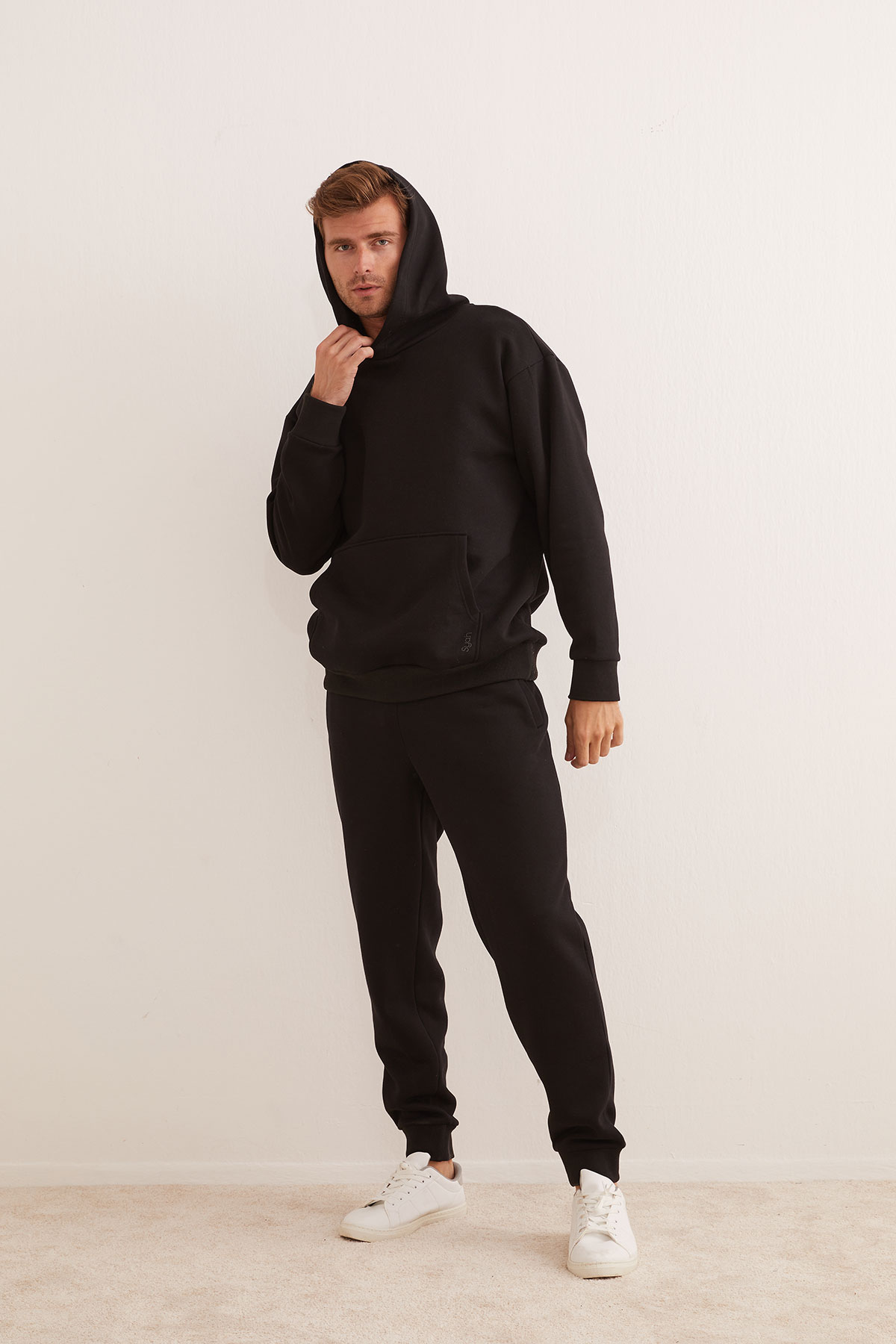 Erkek Pamuklu Üç İplik Şardonlu Kapüşonlu Sweatshirt