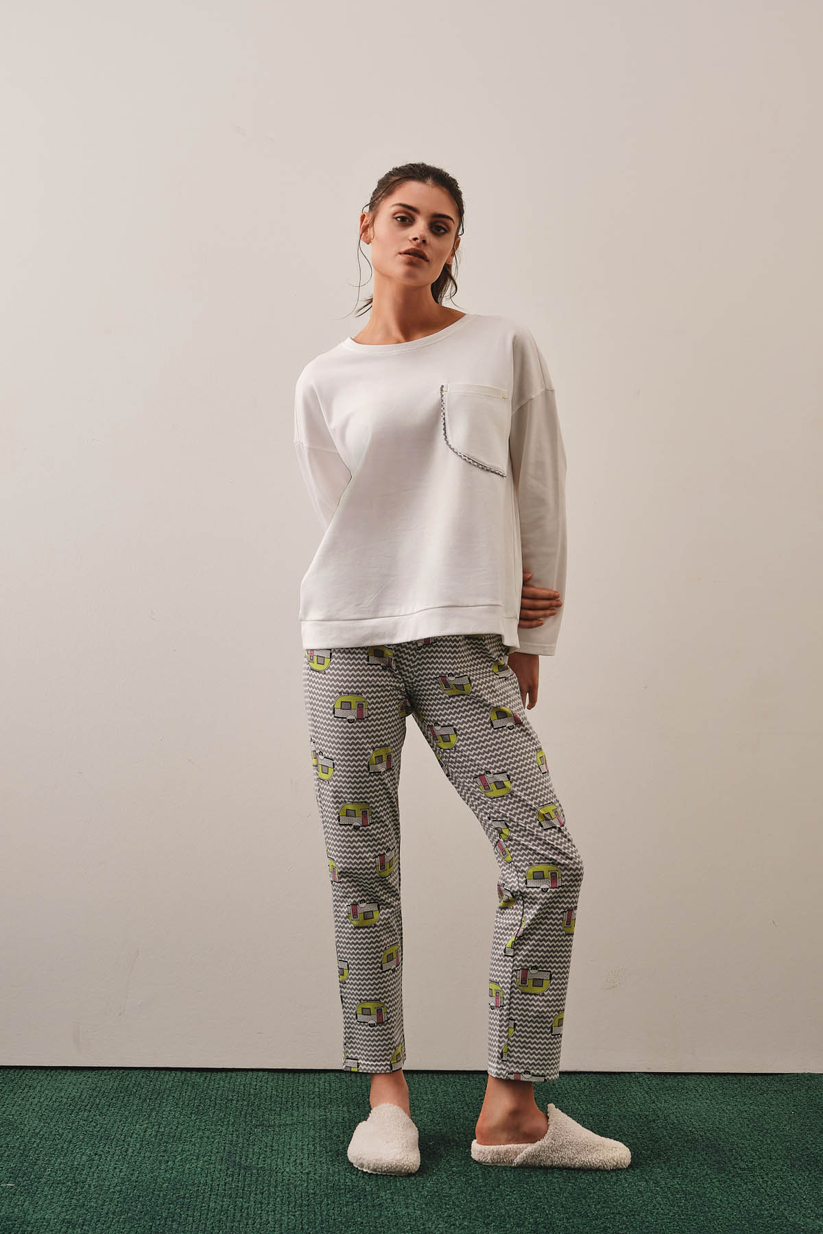 Kadın Pamuklu Uzun Pijama Takımı