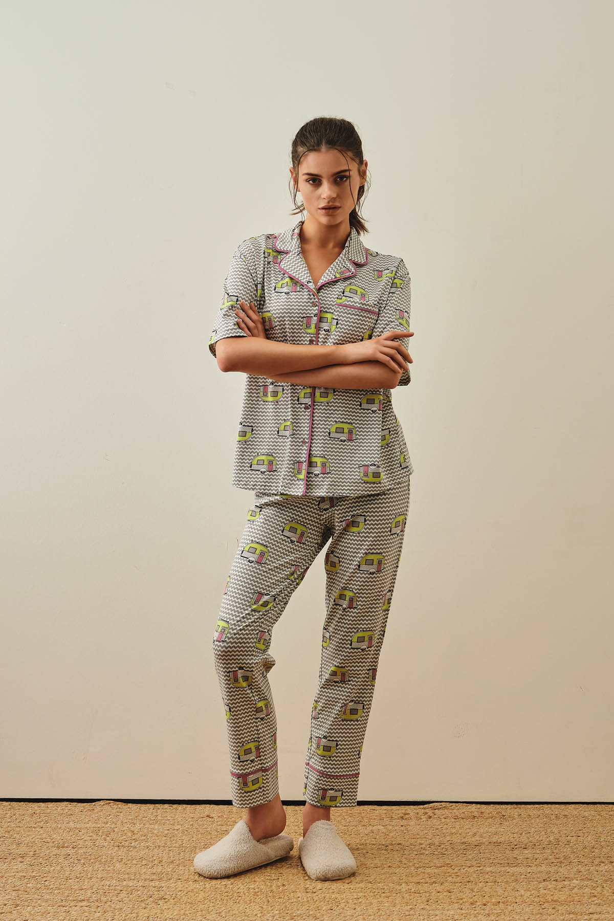 Kadın Pamuklu Gömlek Yaka Uzun Pijama Takımı