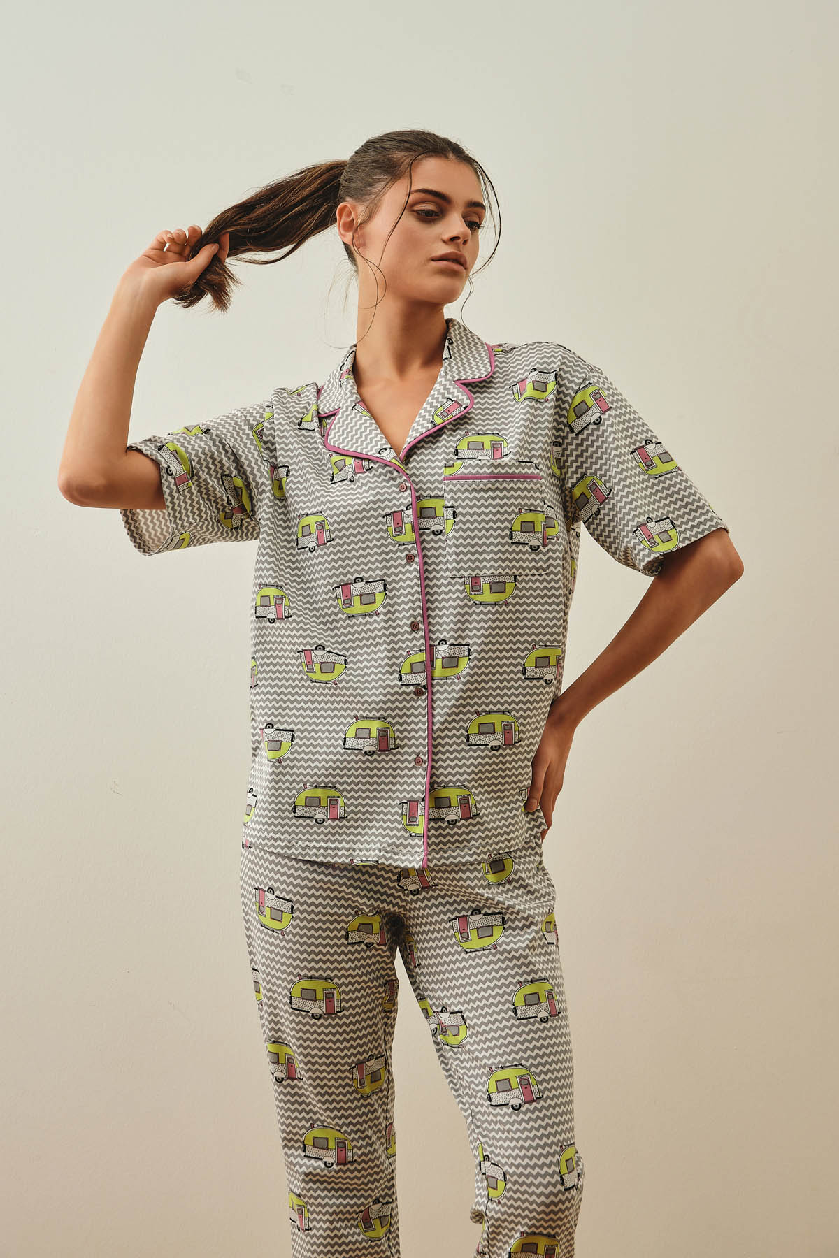 Kadın Pamuklu Gömlek Yaka Uzun Pijama Takımı