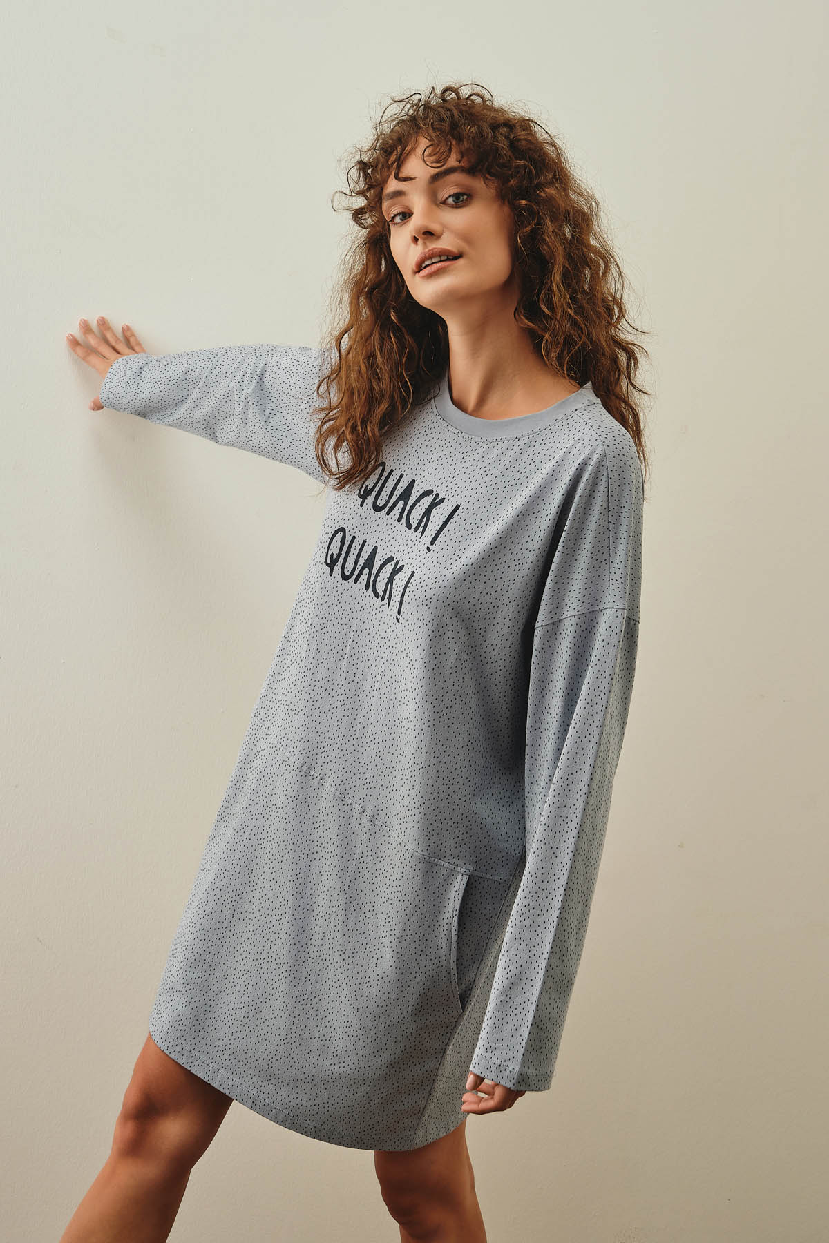 Kadın Pamuklu Cepli Uzun Kollu Gecelik