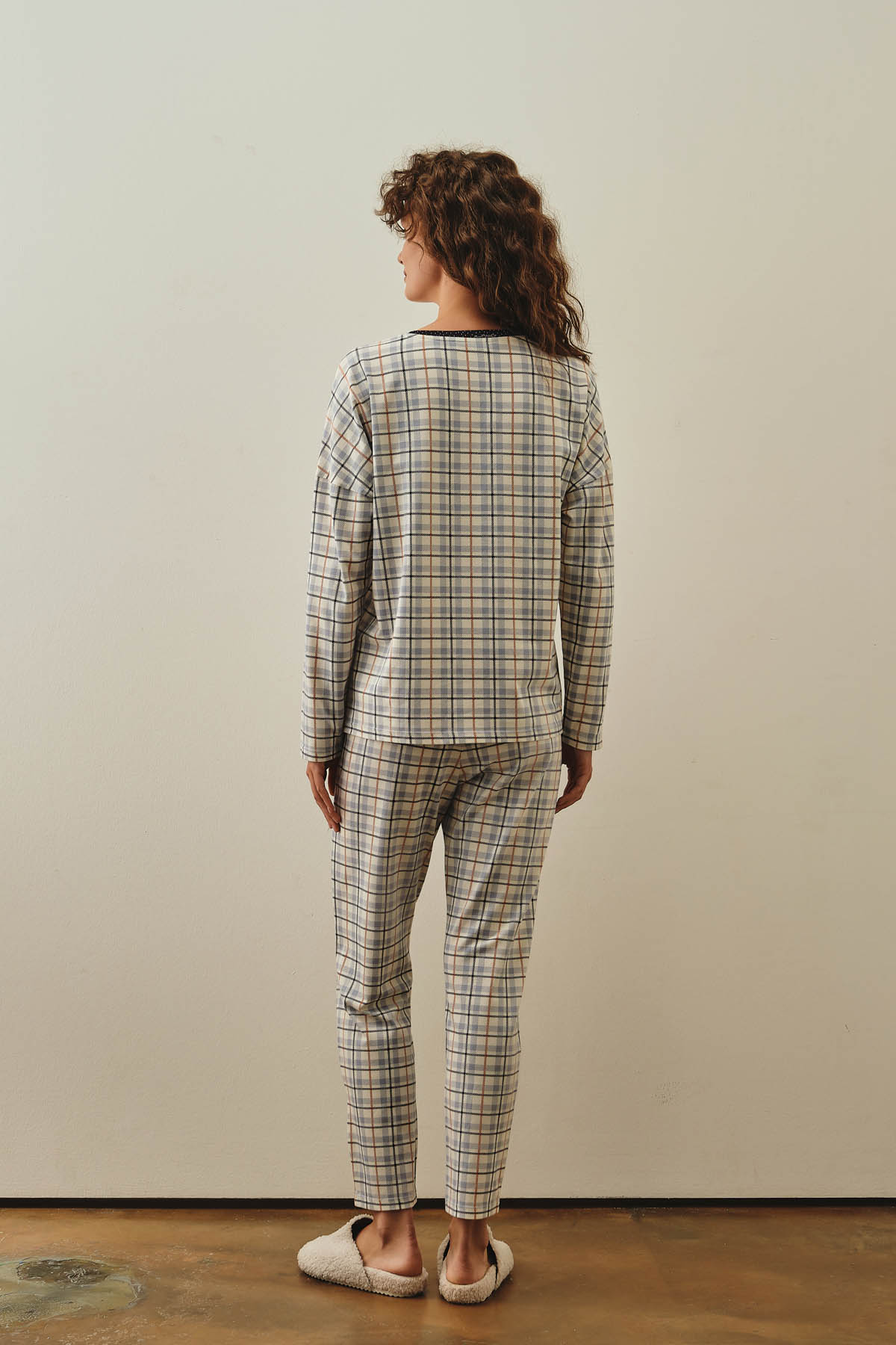 Kadın Pamuklu Uzun Kollu Pijama Takımı